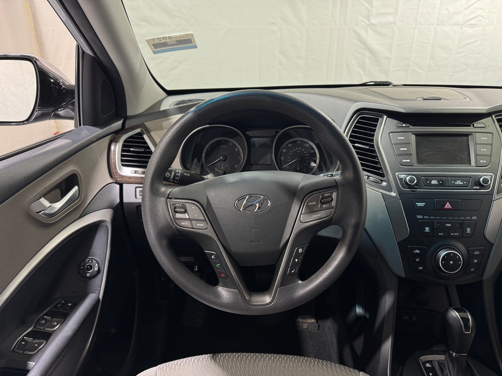 Thumbnail: 2017 Hyundai Santa Fe - 5