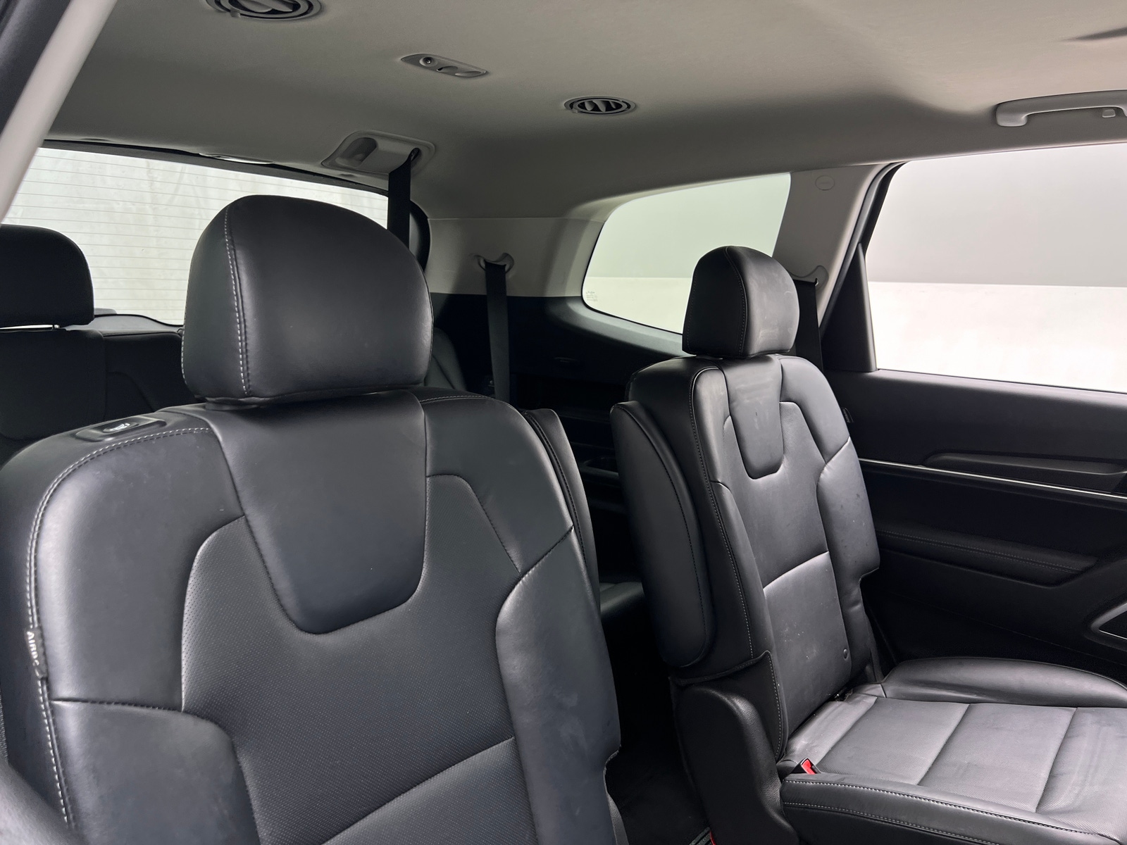 Thumbnail: 2023 Kia Telluride - 5