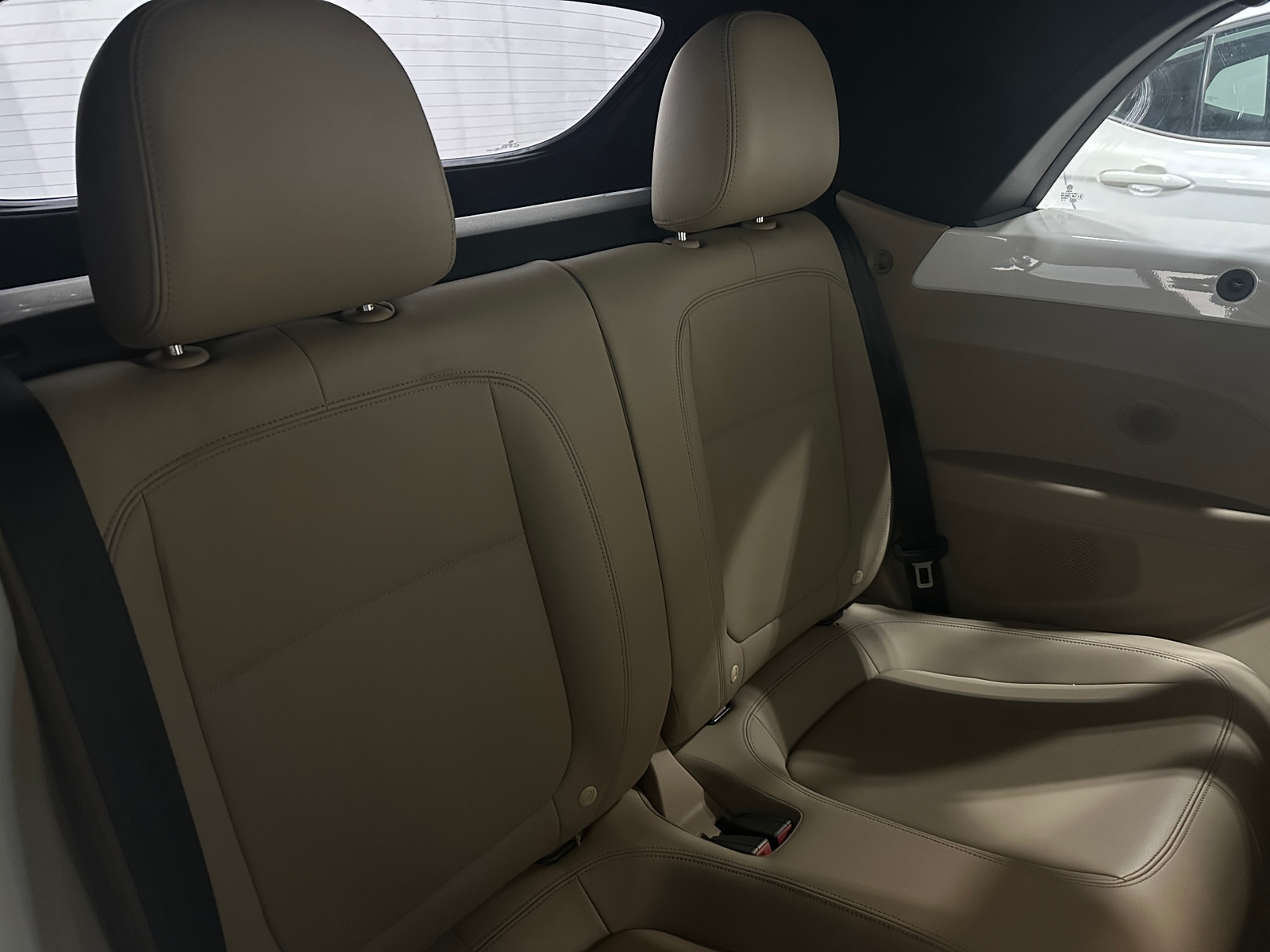 Thumbnail: 2013 Volkswagen Beetle - 6