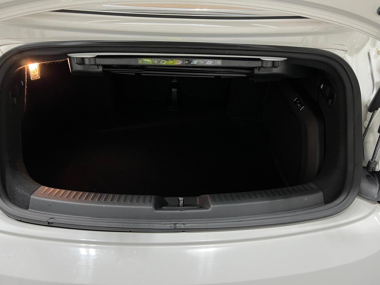 Thumbnail: 2013 Volkswagen Beetle - 7