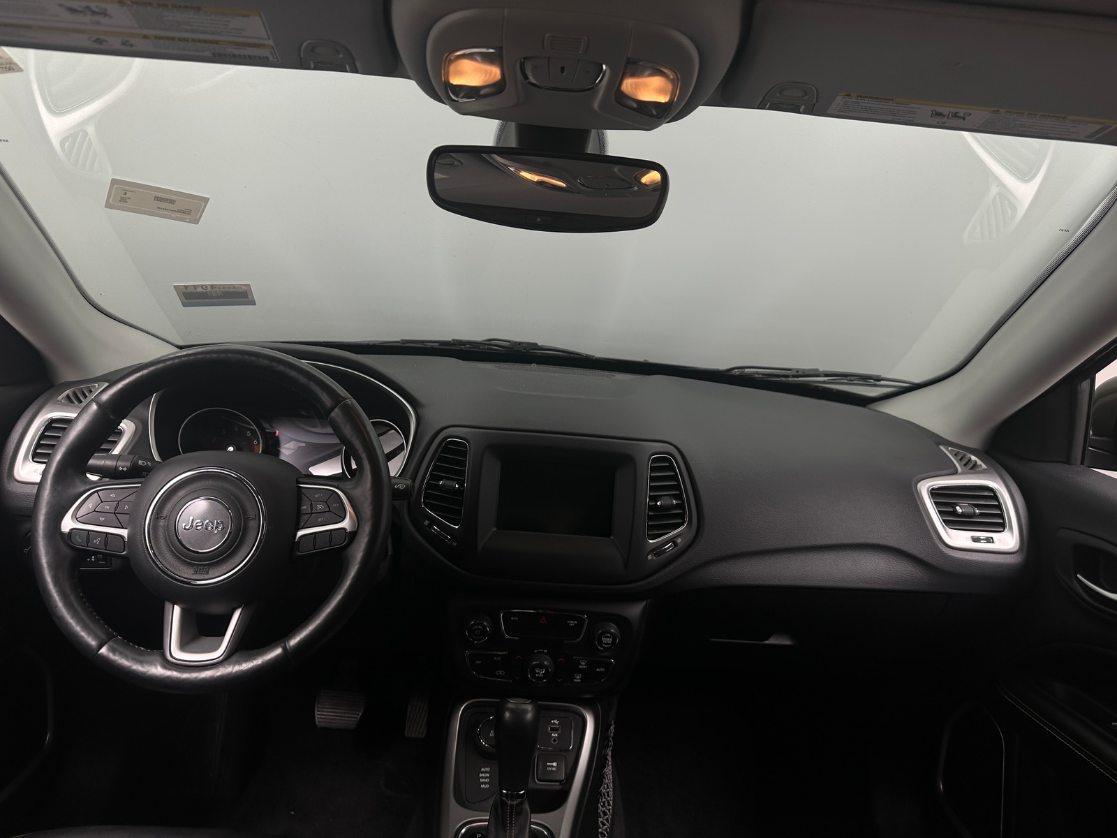 Thumbnail: 2018 Jeep Compass - 3