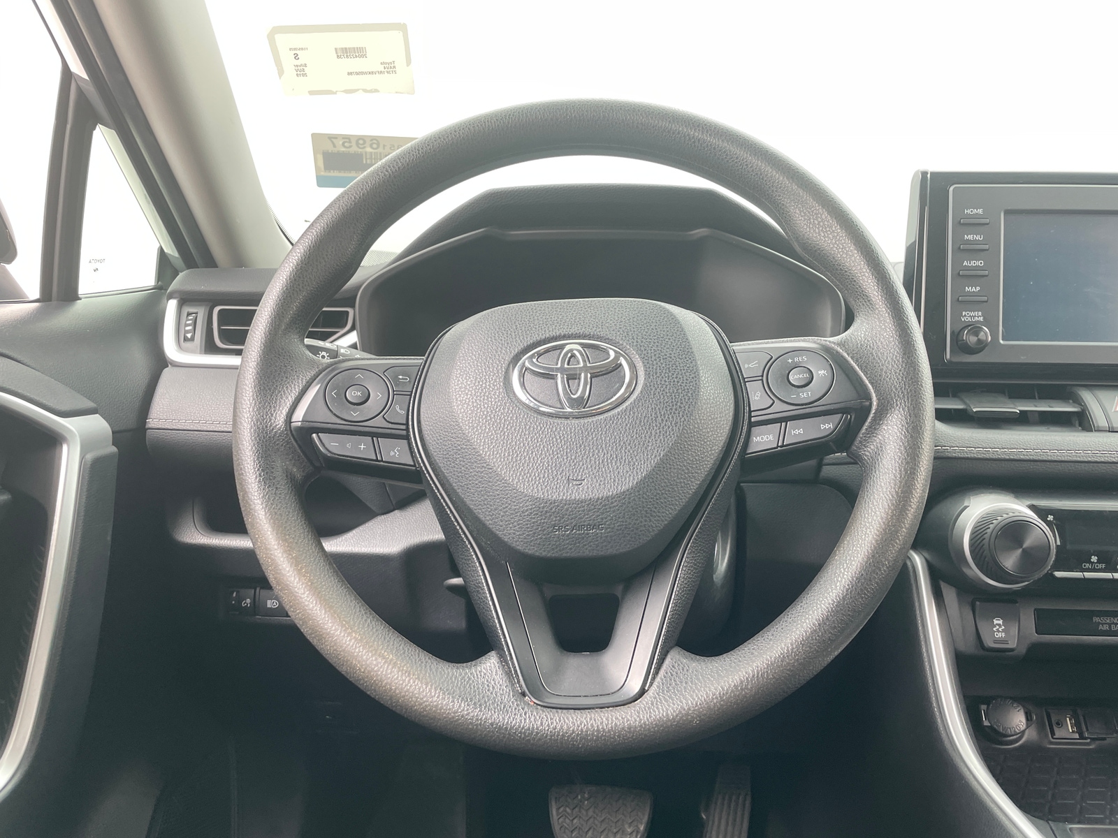 Thumbnail: 2019 Toyota RAV4 - 5