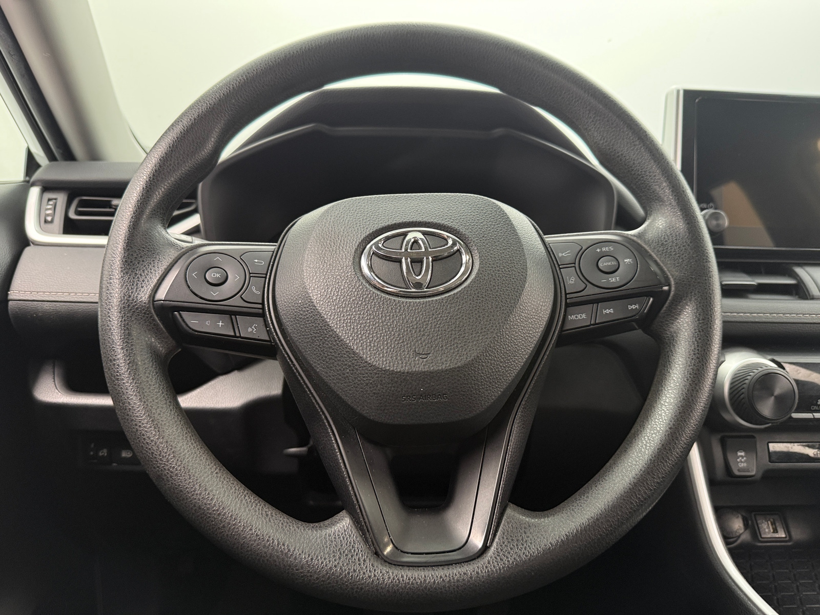 Thumbnail: 2024 Toyota RAV4 - 5