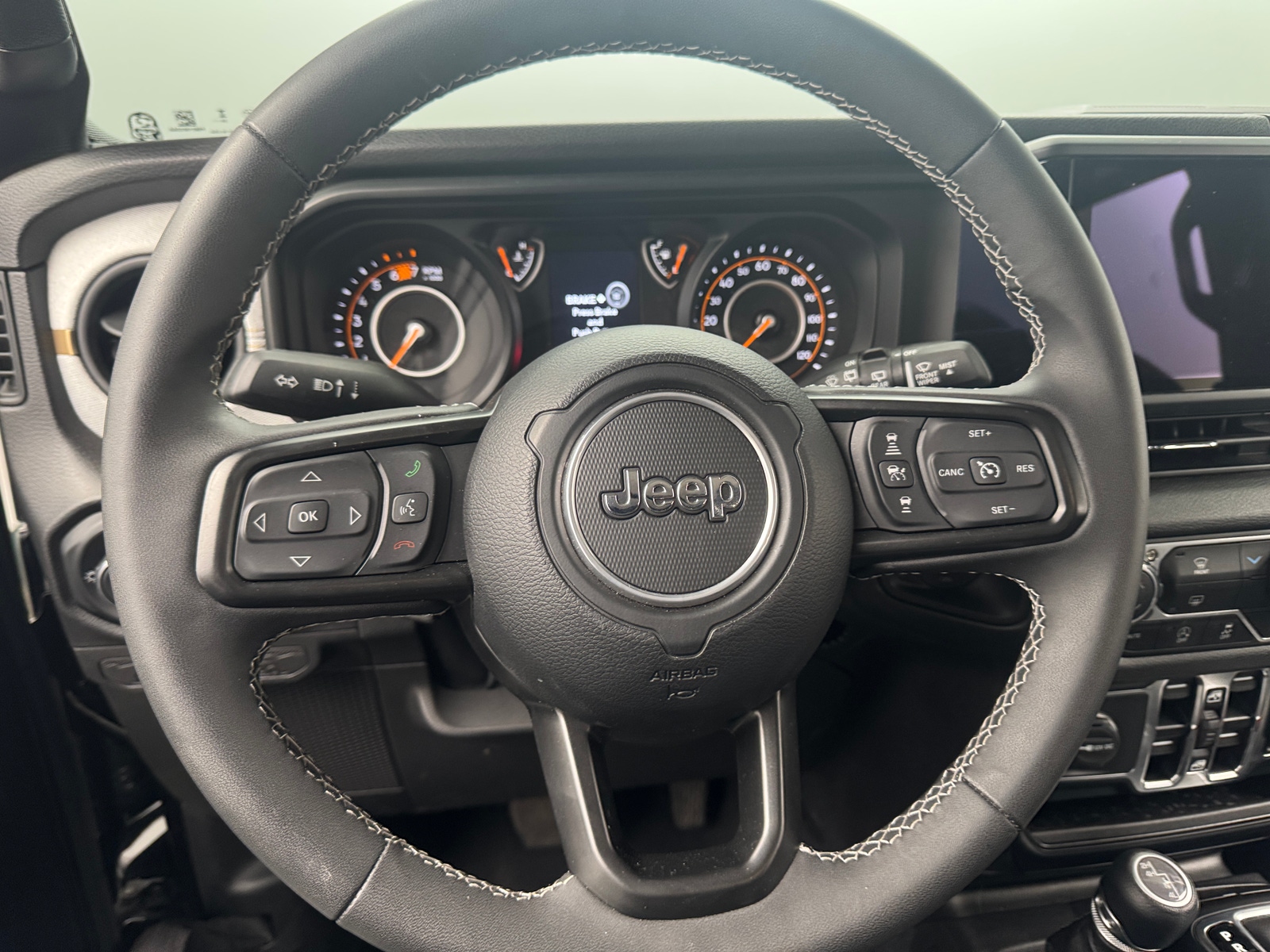 Thumbnail: 2025 Jeep Wrangler - 5