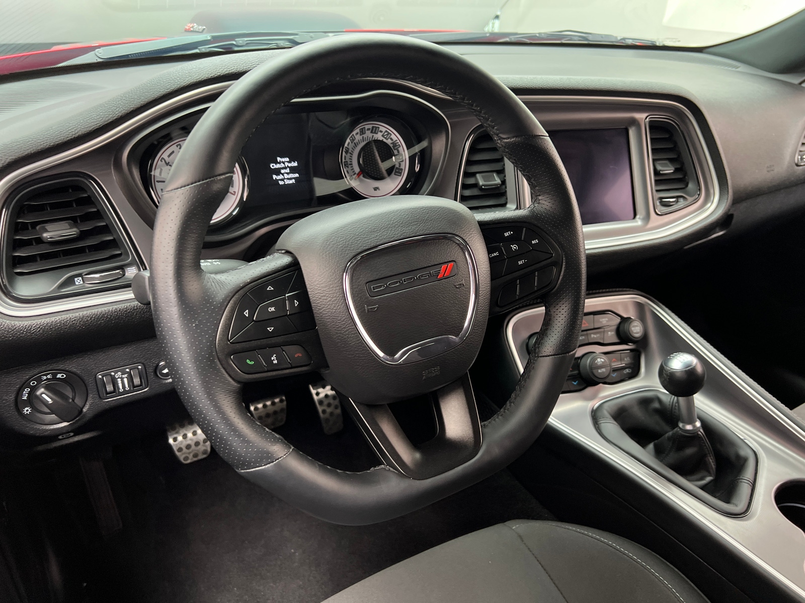 Thumbnail: 2022 Dodge Challenger - 4