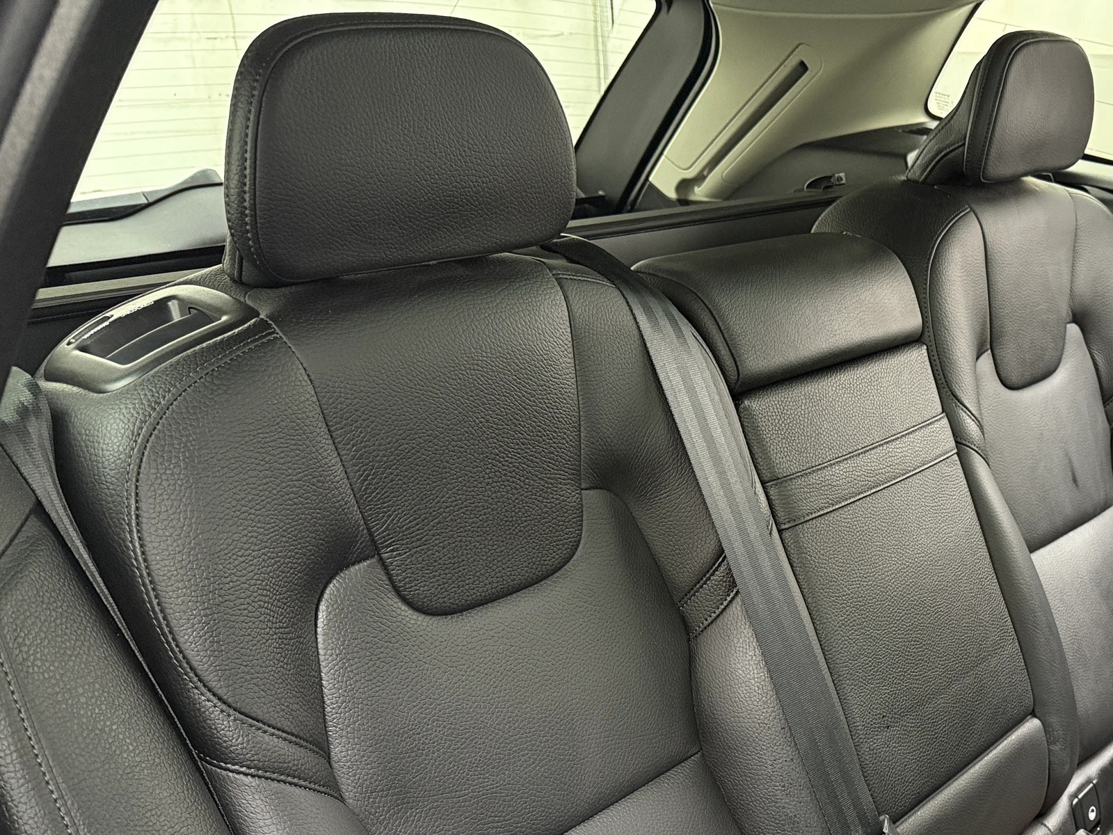 Thumbnail: 2020 Volvo XC60 - 5