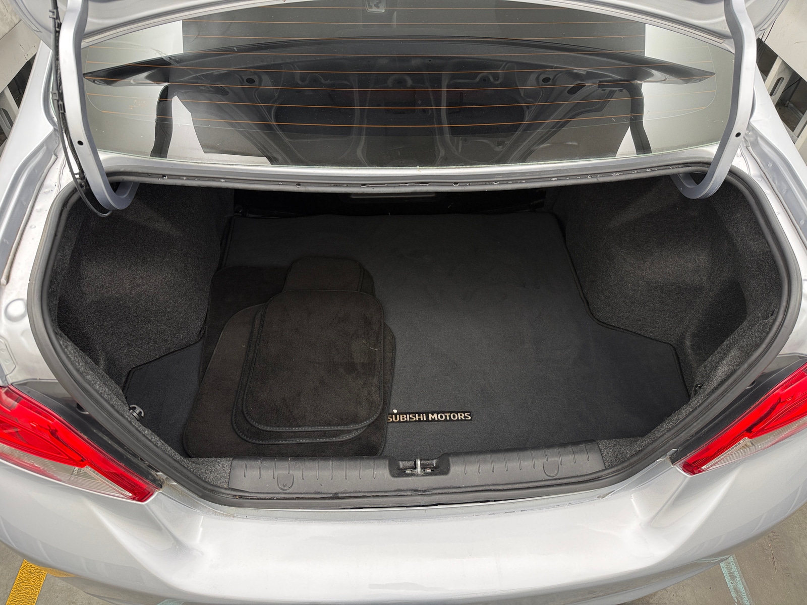 Thumbnail: 2020 Mitsubishi Mirage G4 - 7