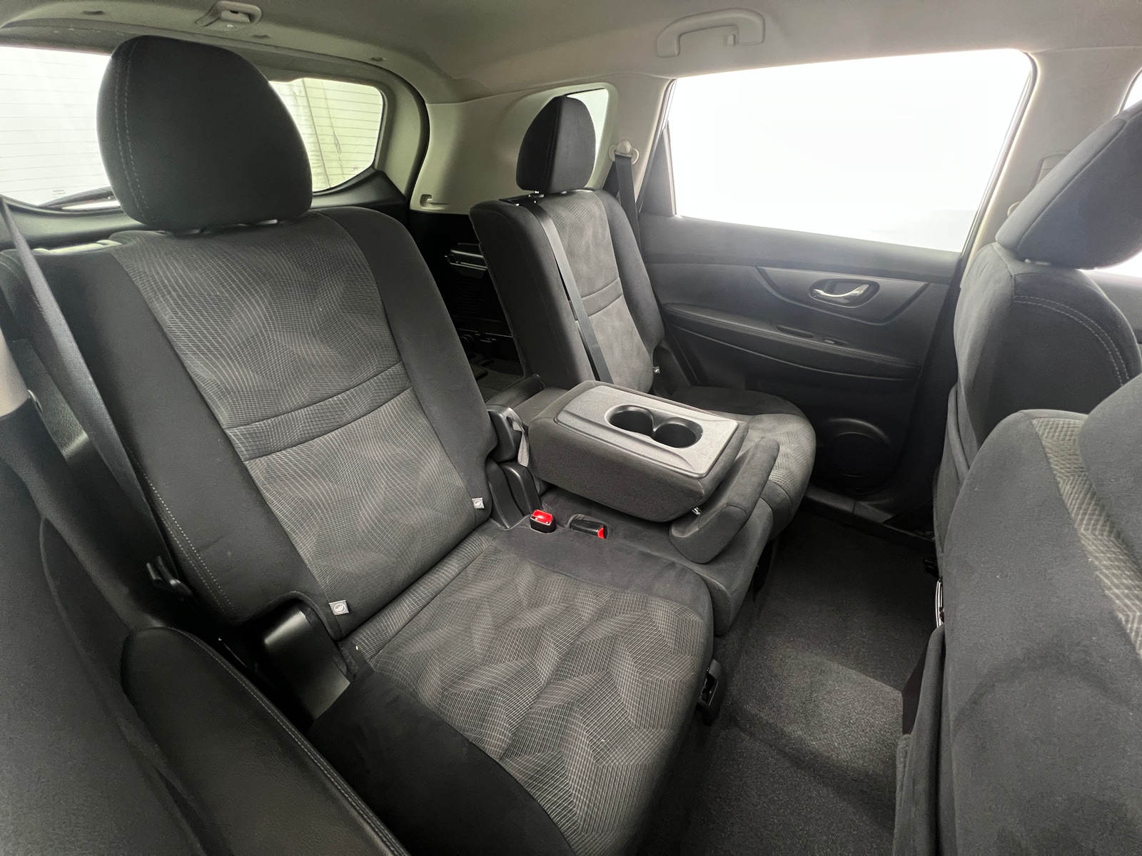 Thumbnail: 2016 Nissan Rogue - 6