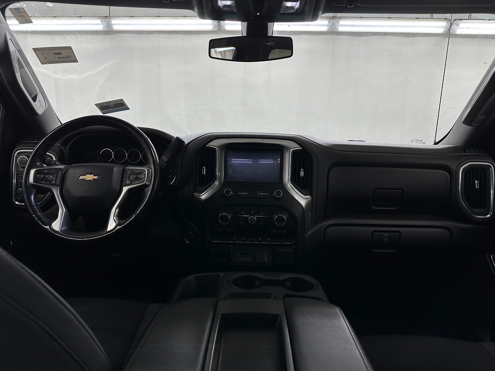 Thumbnail: 2020 Chevrolet Silverado 1500 - 3