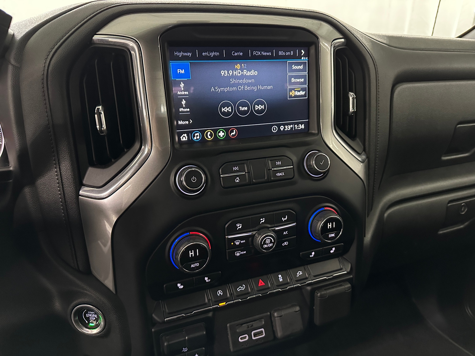 Thumbnail: 2020 Chevrolet Silverado 1500 - 4