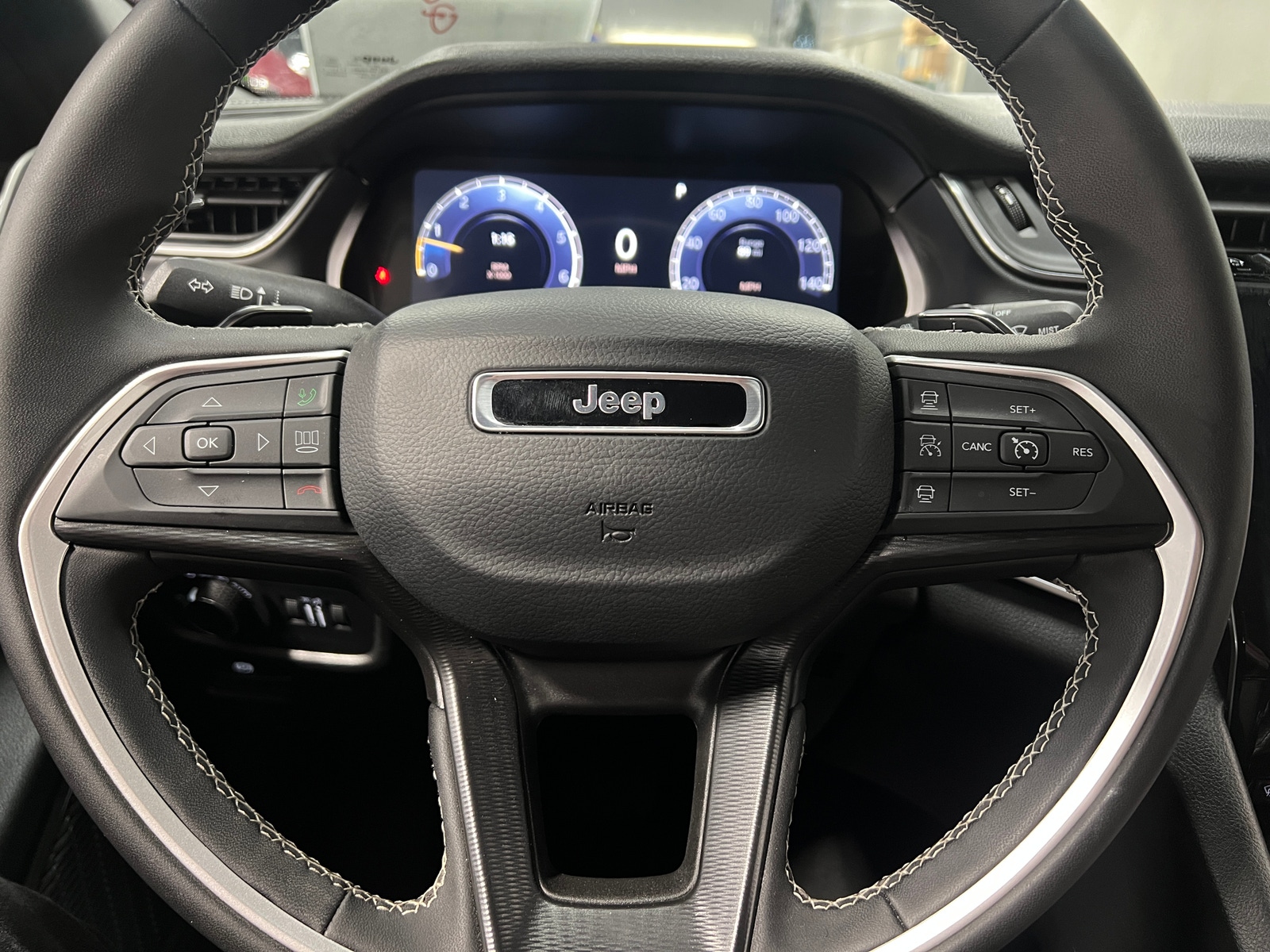 Thumbnail: 2025 Jeep Grand Cherokee L - 5