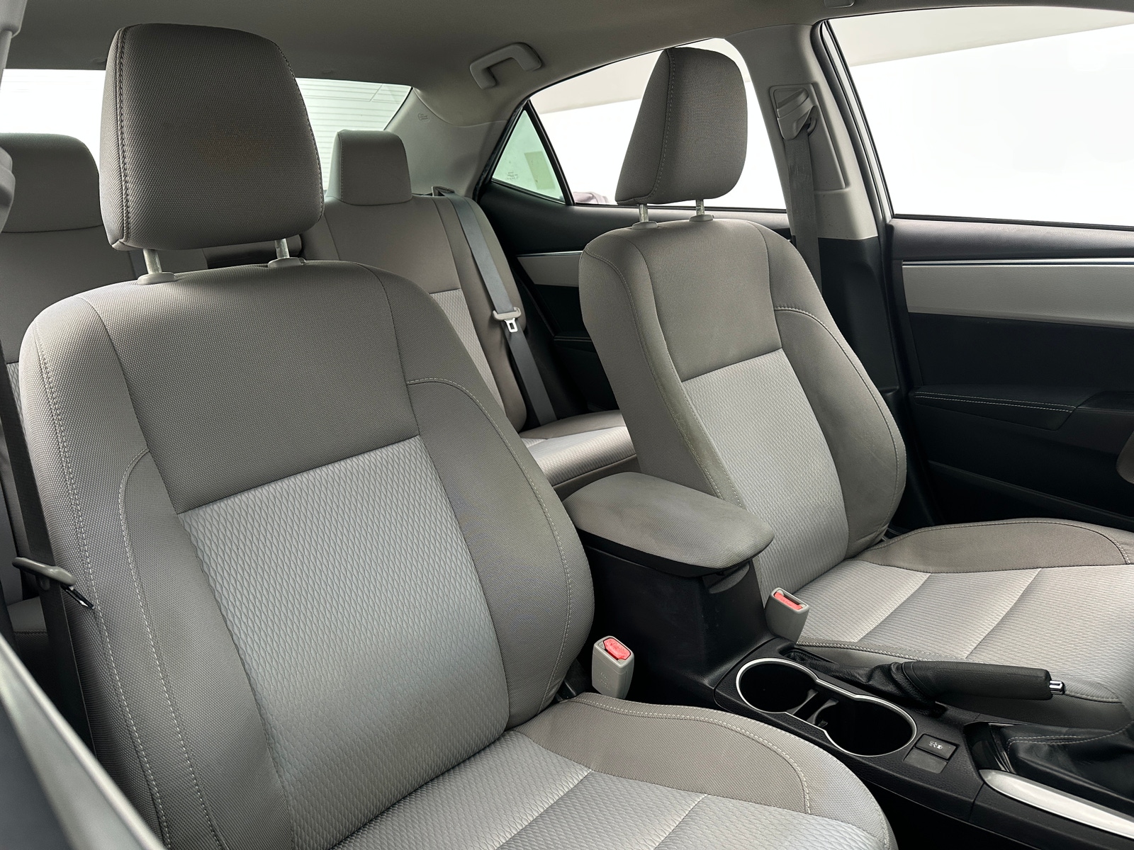 Thumbnail: 2016 Toyota Corolla - 2