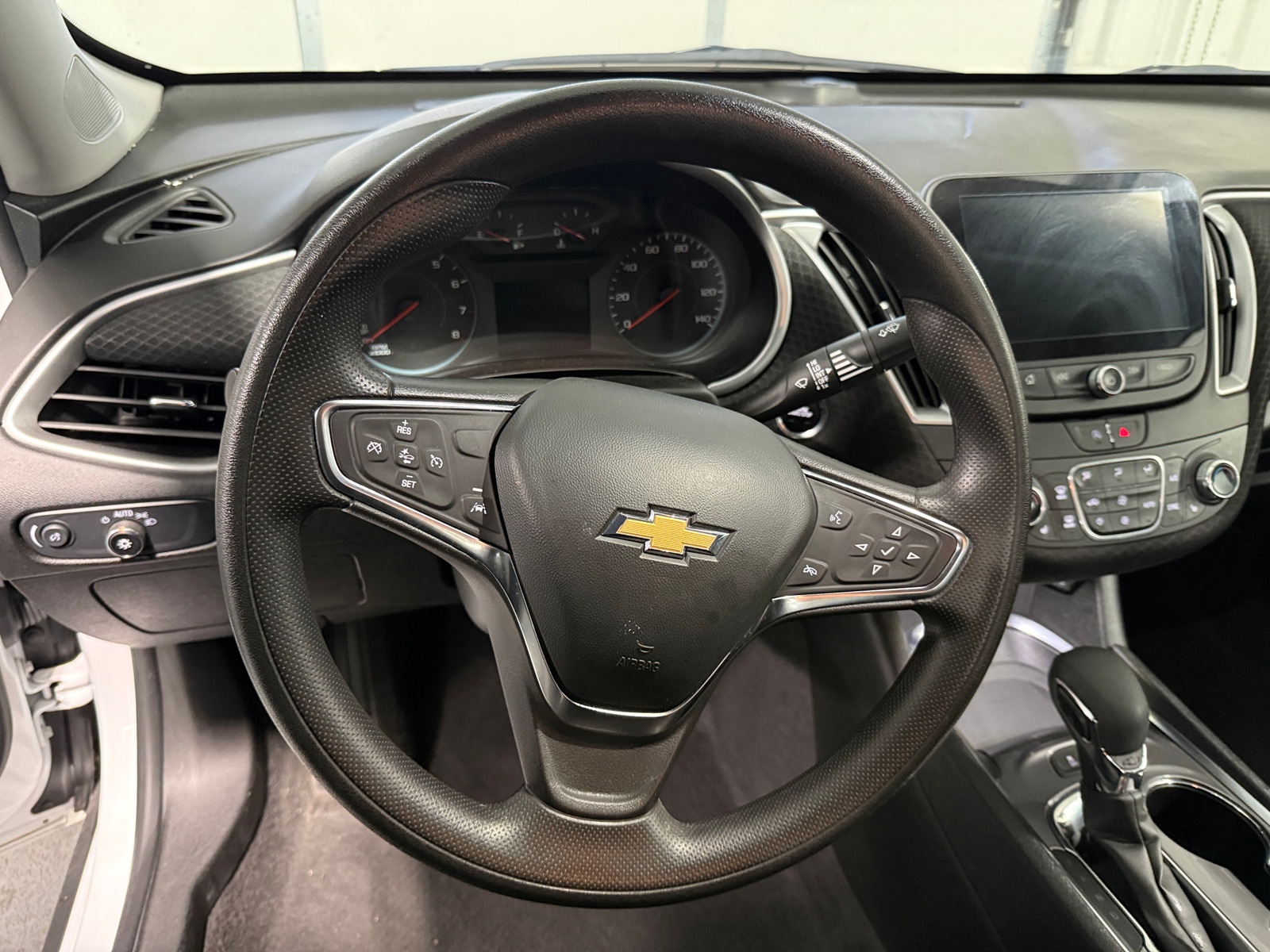 Thumbnail: 2024 Chevrolet Malibu - 5