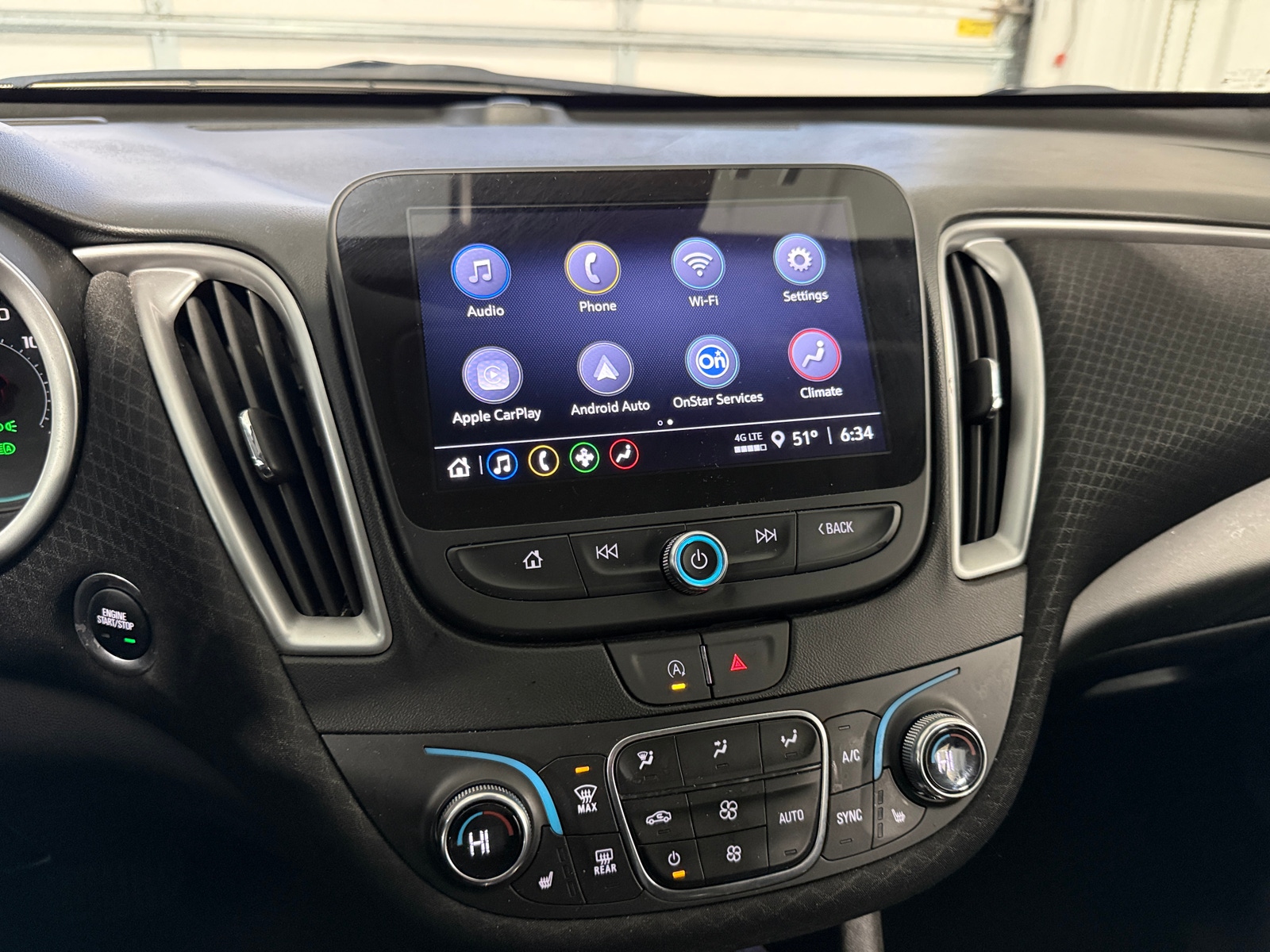 Thumbnail: 2024 Chevrolet Malibu - 4