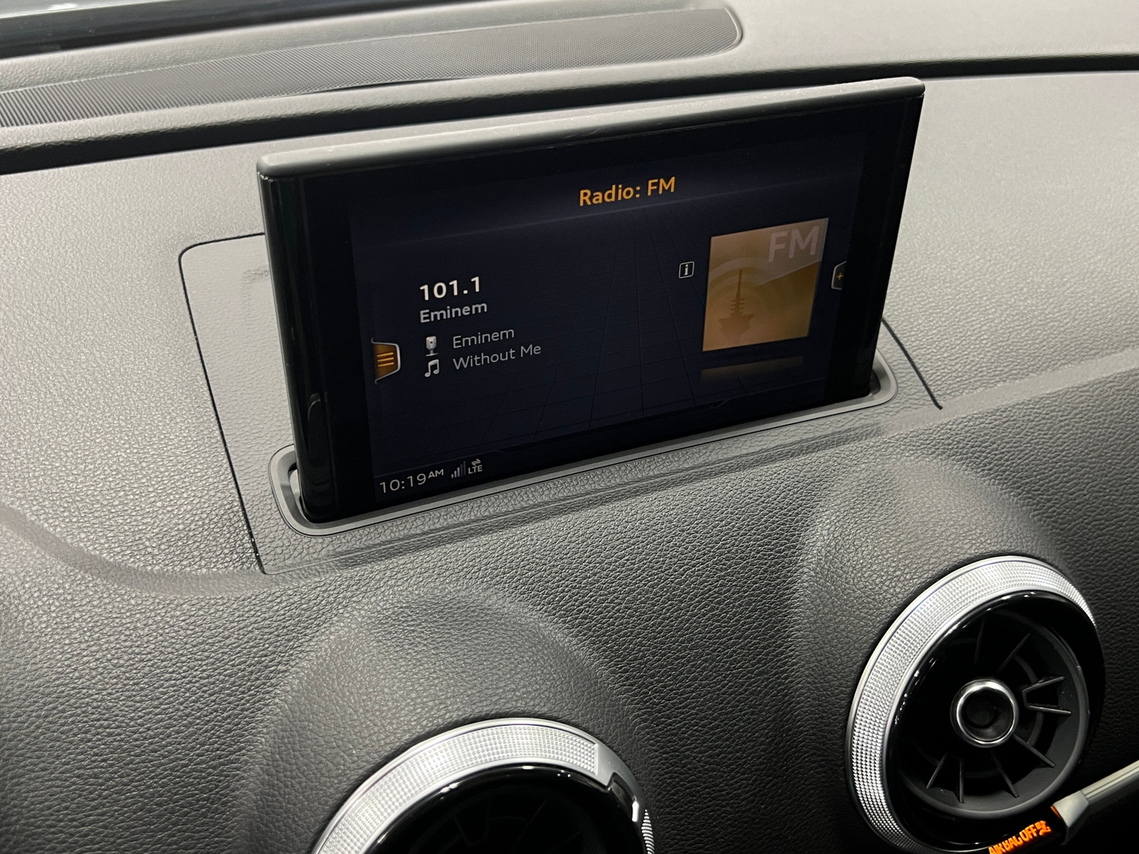 Thumbnail: 2018 Audi A3 - 3