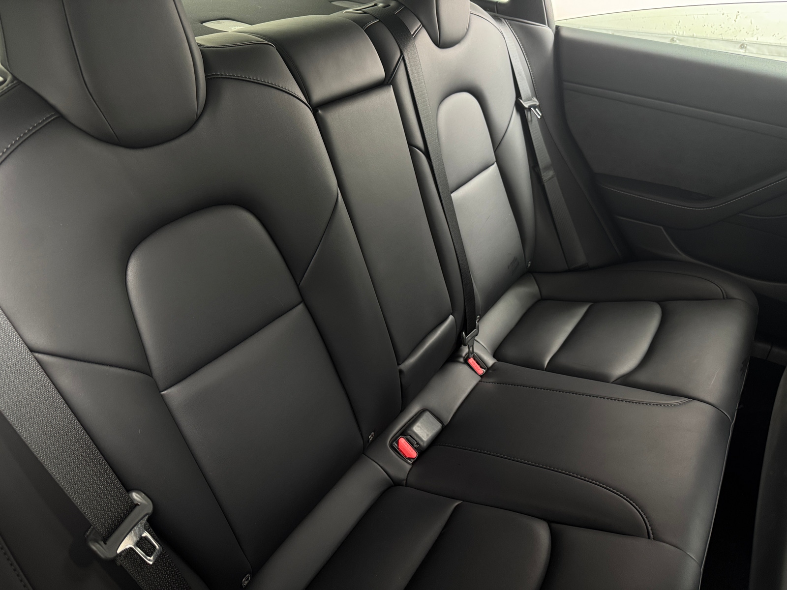 Thumbnail: 2022 Tesla Model 3 - 5