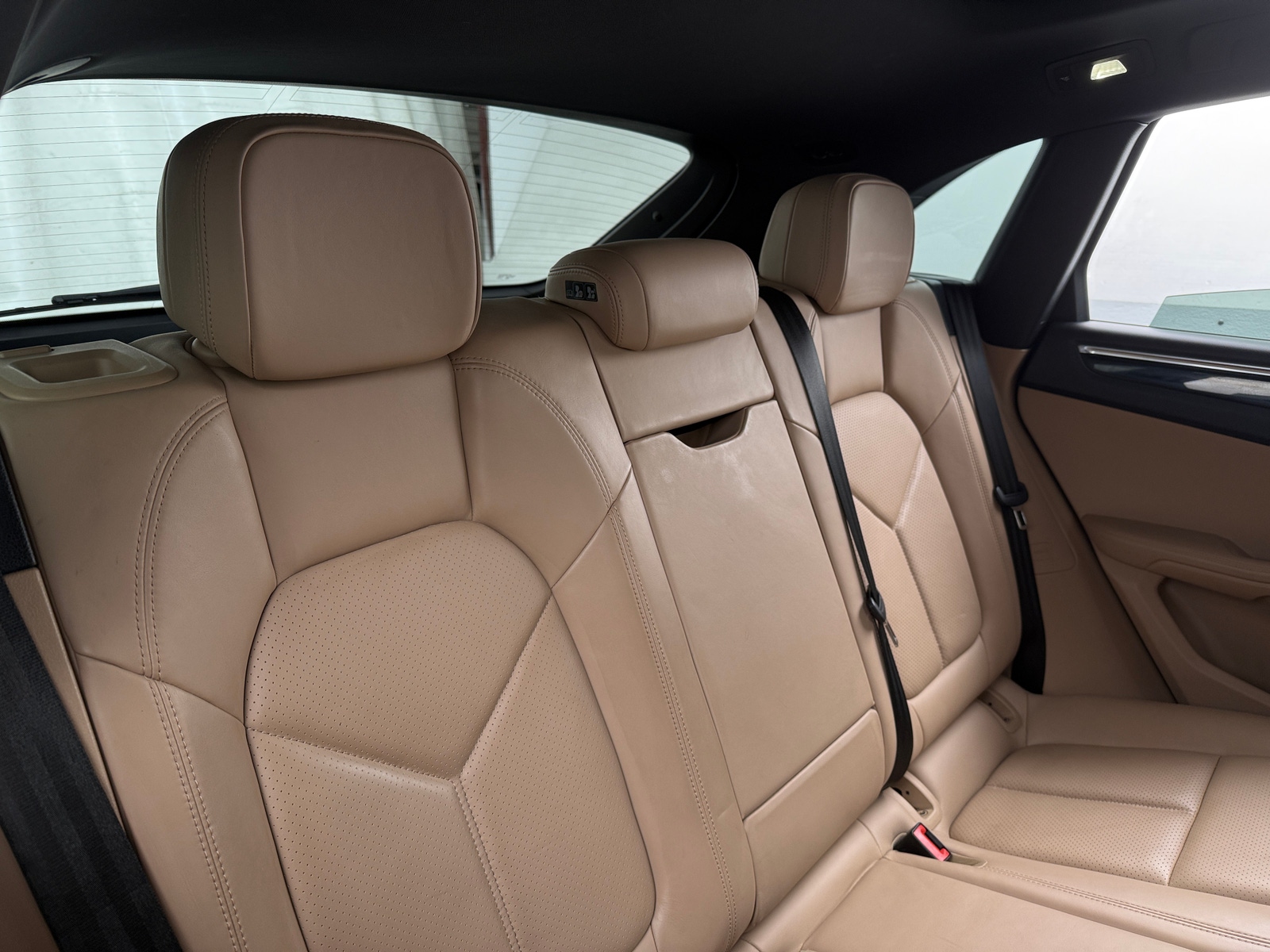 Thumbnail: 2020 Porsche Macan - 5