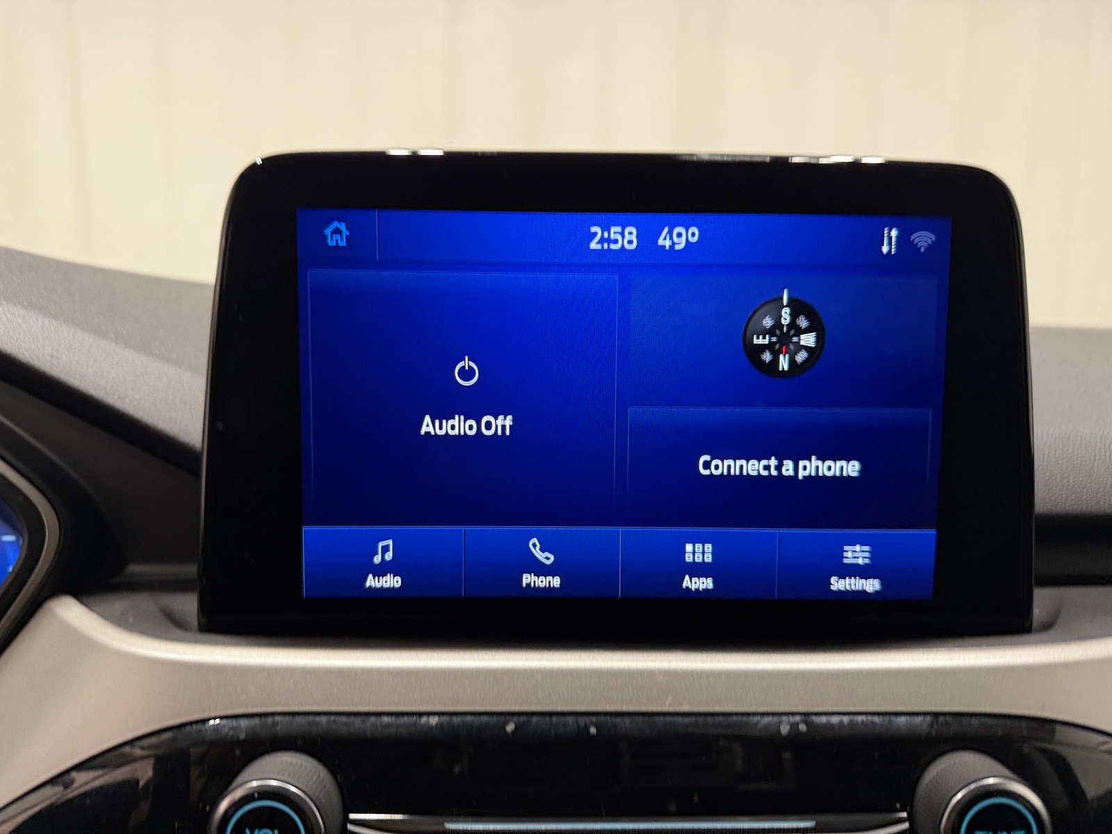 Thumbnail: 2021 Ford Escape - 3