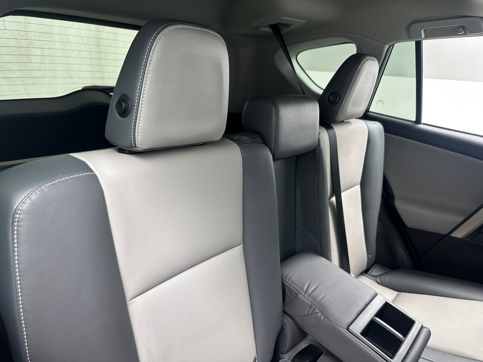 Thumbnail: 2015 Toyota RAV4 - 5