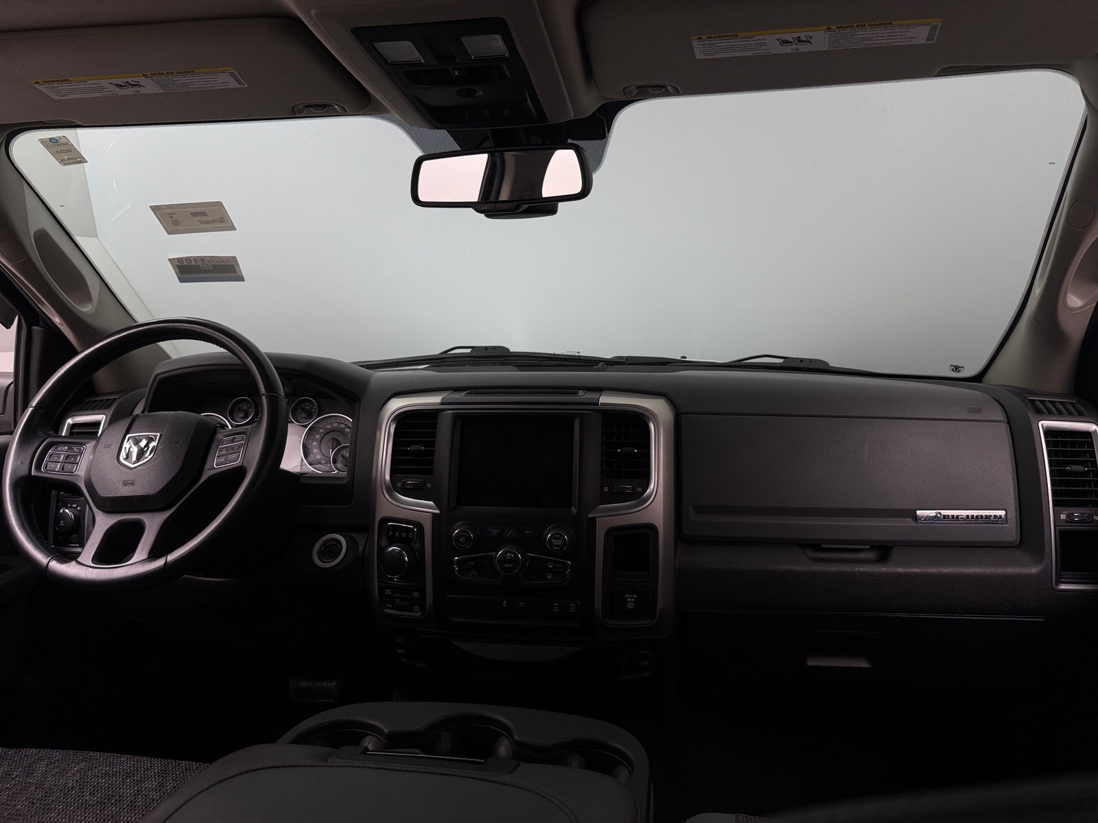 Thumbnail: 2019 RAM 1500 Classic - 3