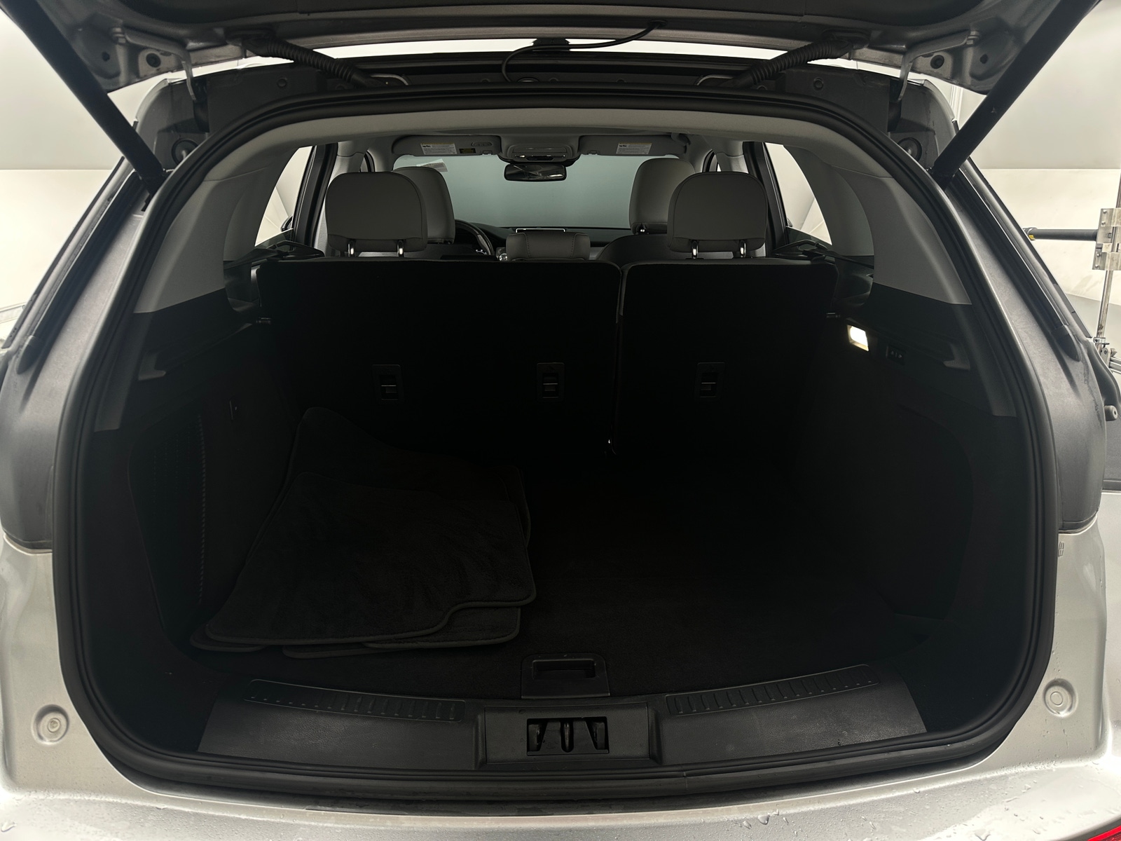 Thumbnail: 2021 Lincoln Corsair - 6