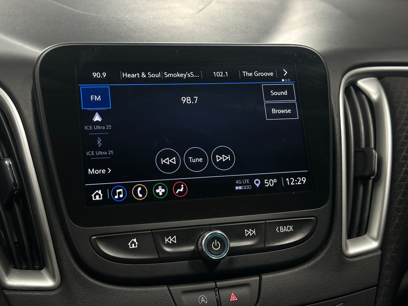 Thumbnail: 2024 Chevrolet Malibu - 4