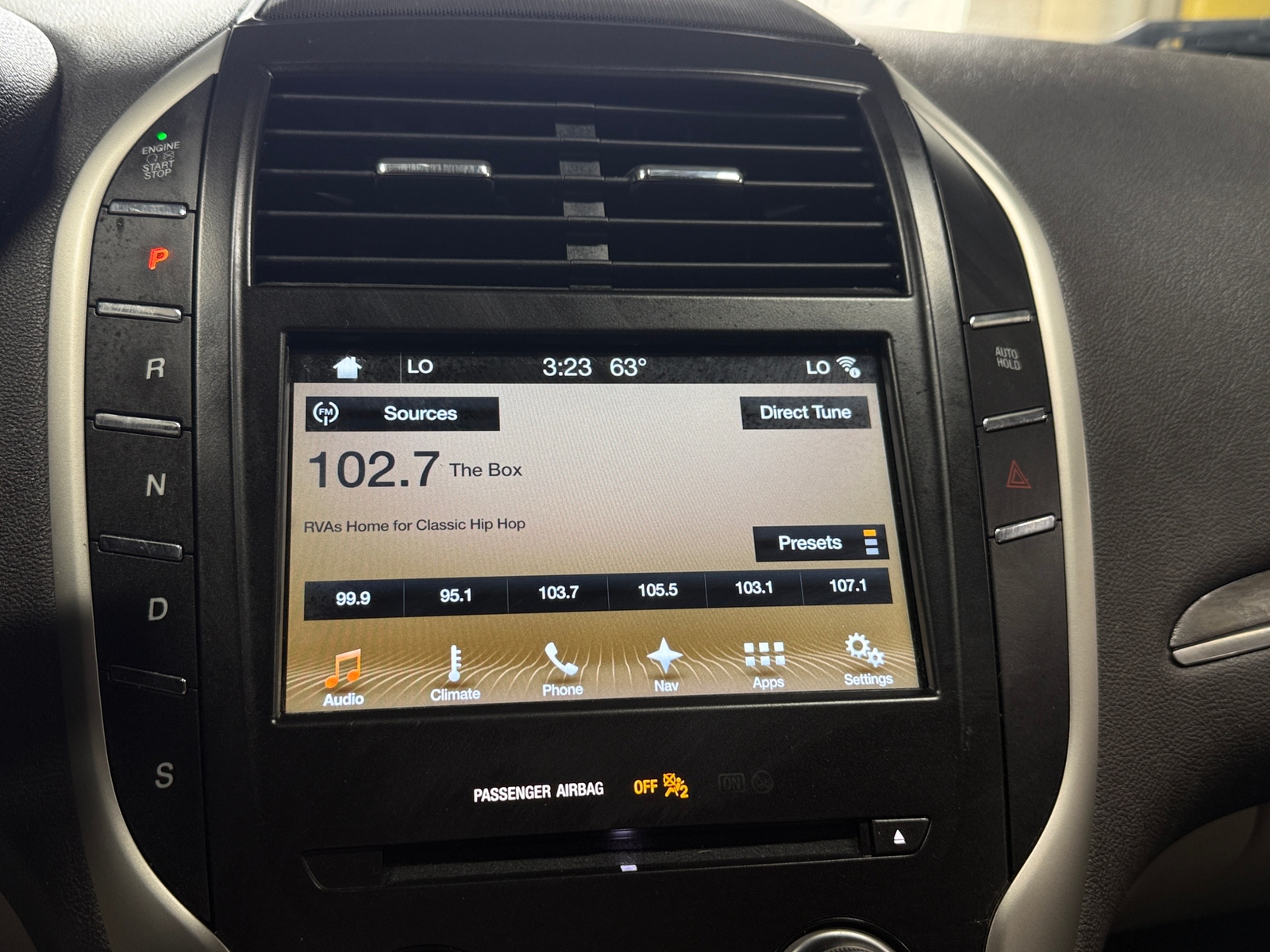 Thumbnail: 2017 Lincoln MKC - 3