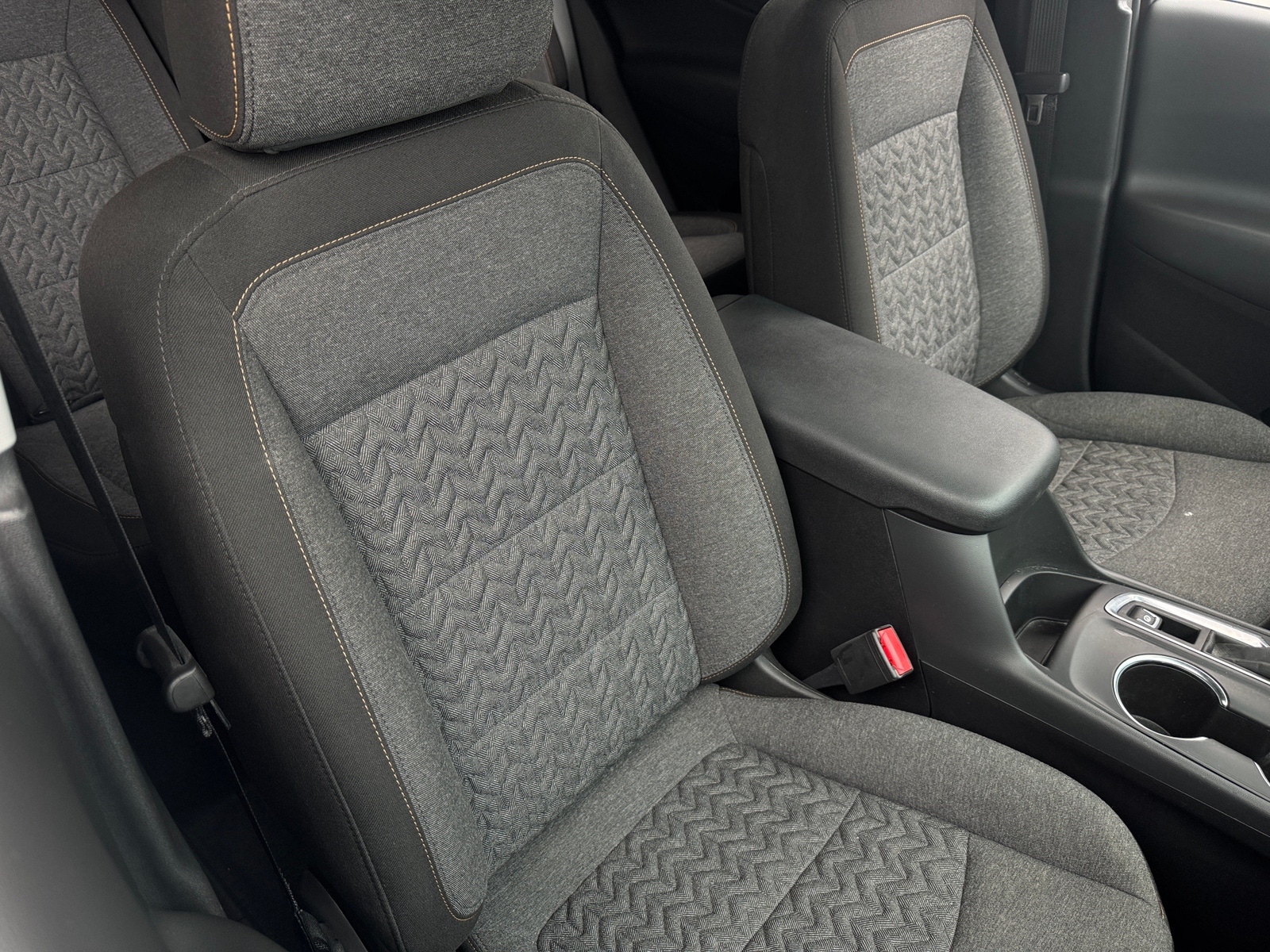 Thumbnail: 2023 Chevrolet Equinox - 2