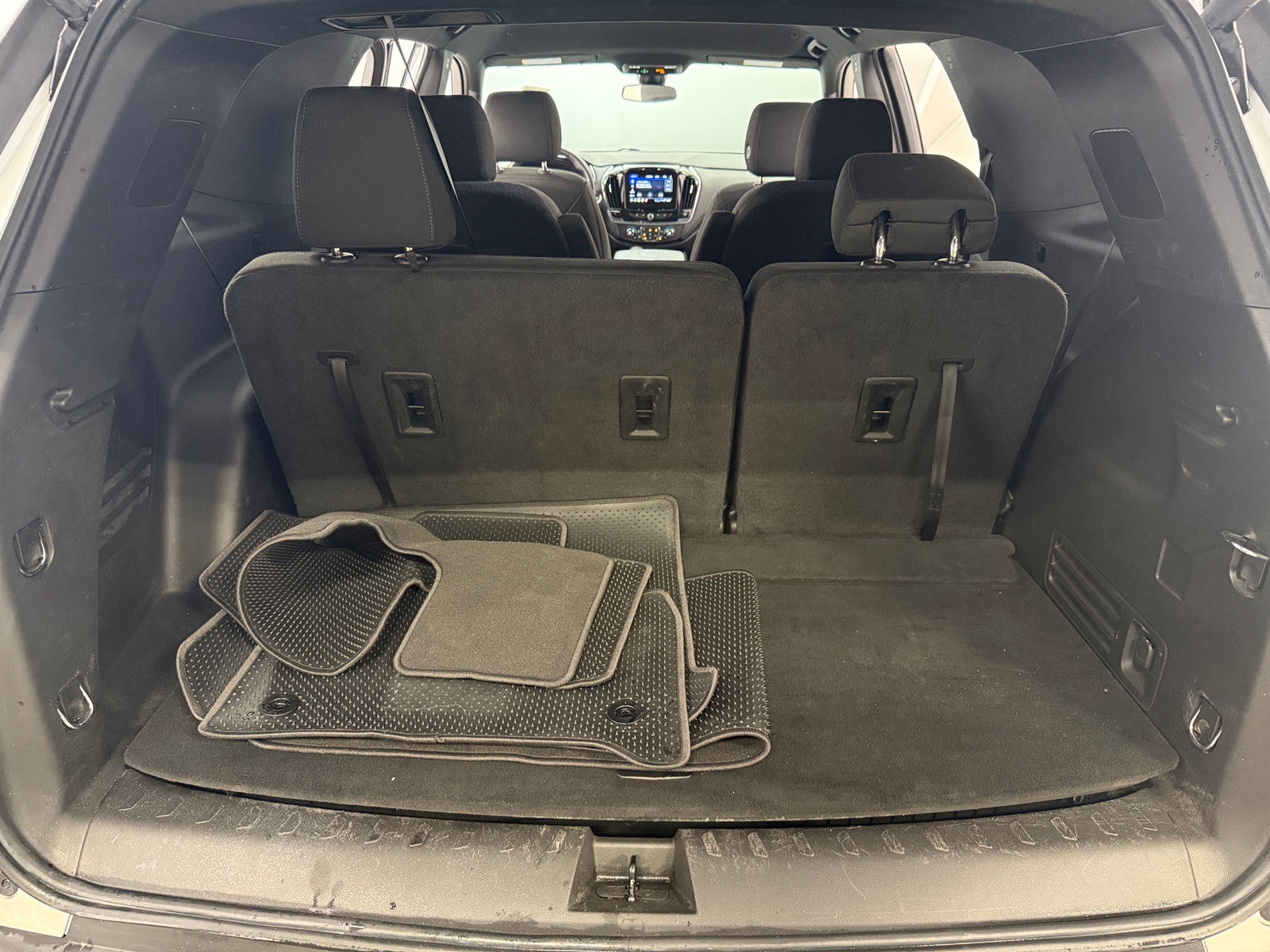 Thumbnail: 2023 Chevrolet Traverse - 7