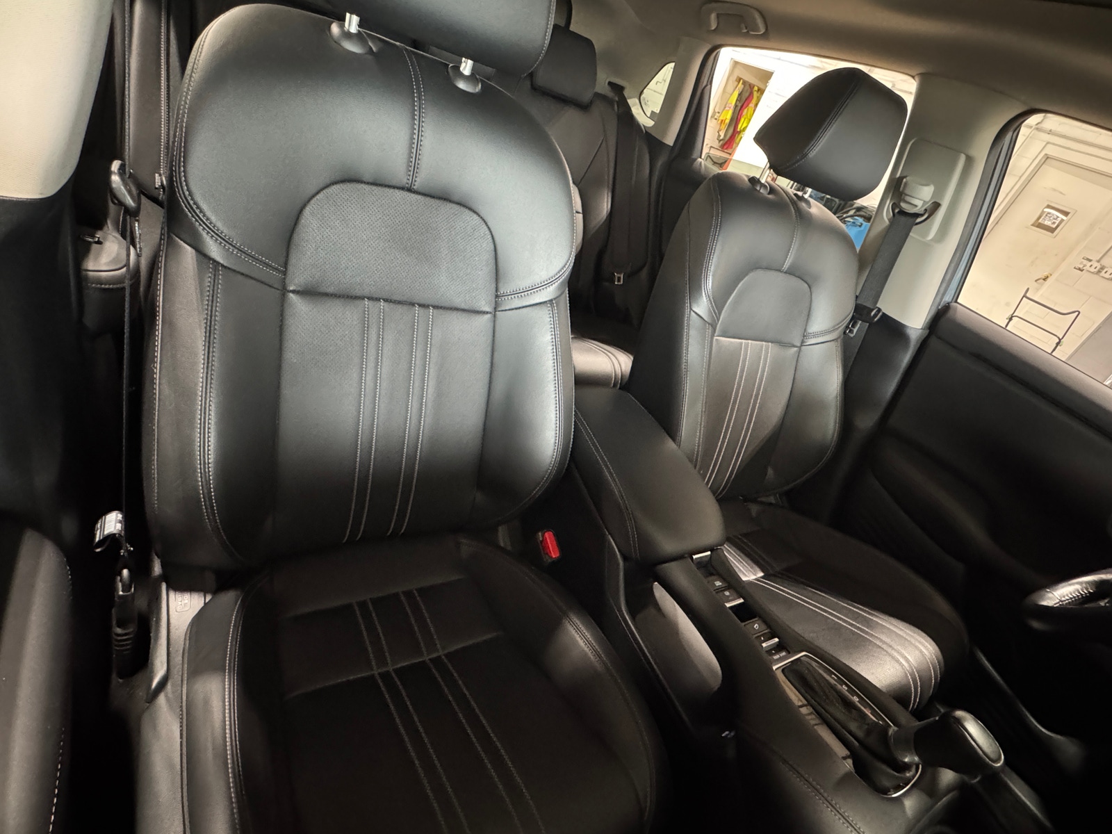 Thumbnail: 2024 Honda HR-V - 2