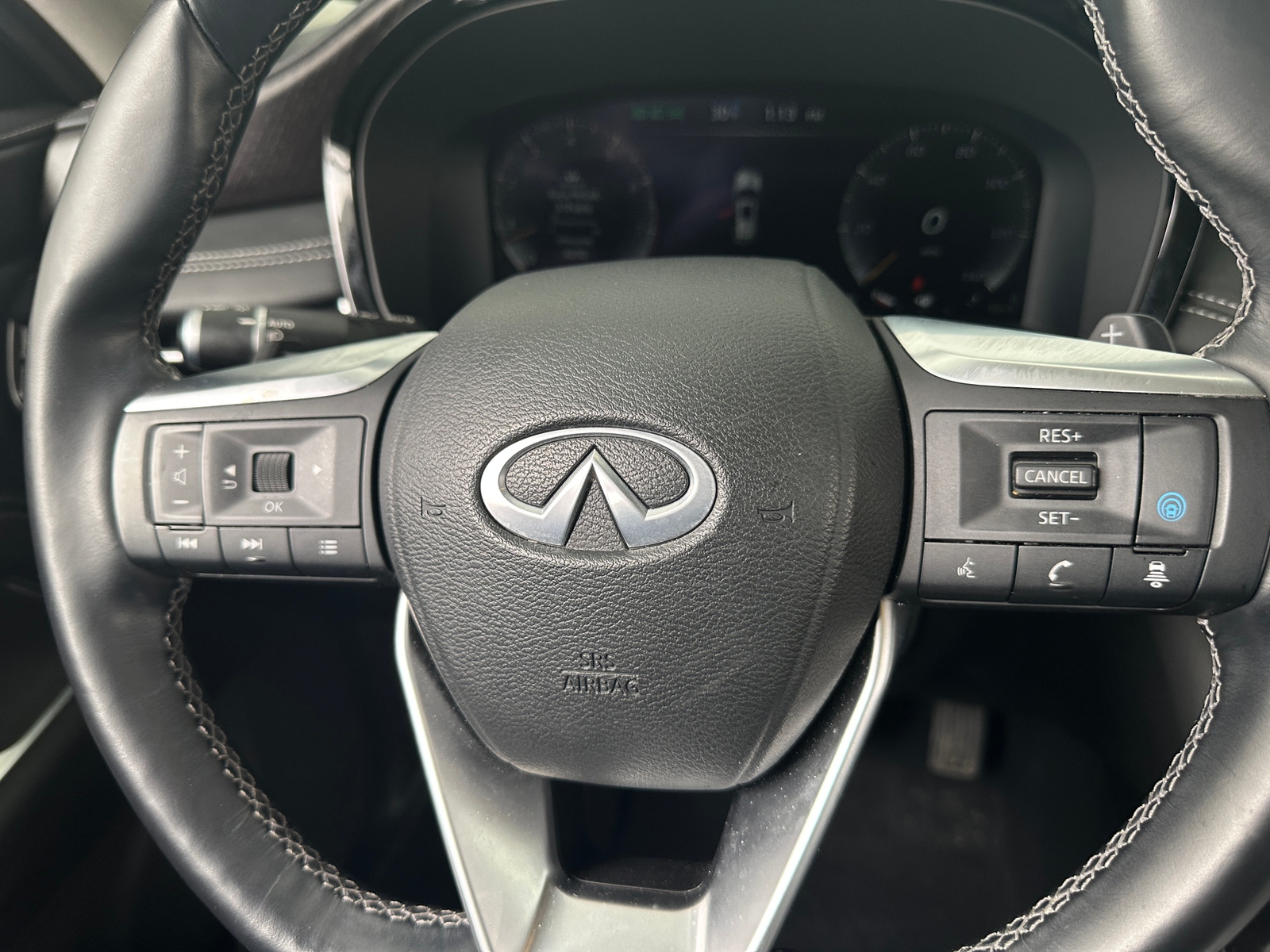 Thumbnail: 2022 INFINITI QX60 - 4