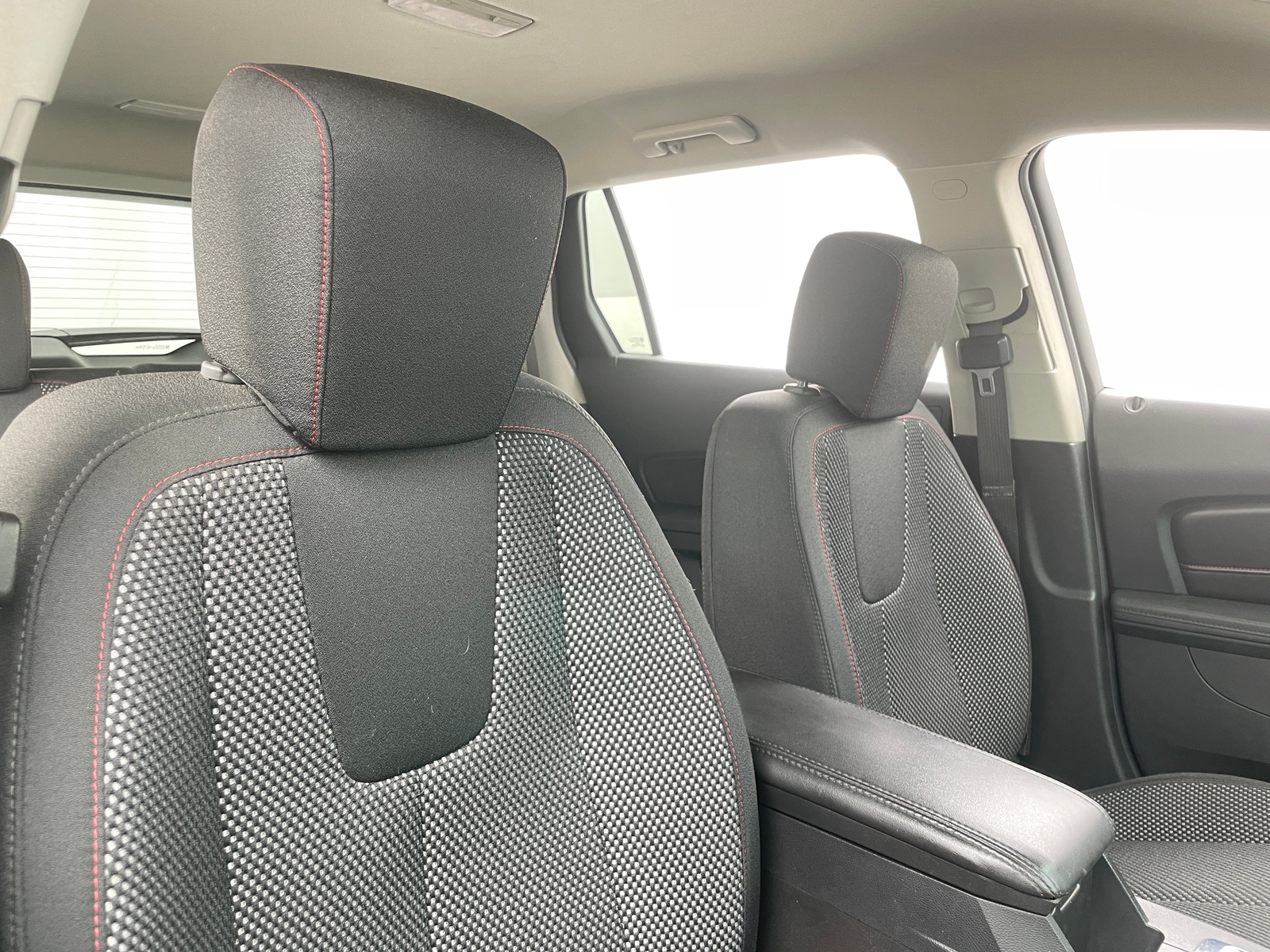 Thumbnail: 2017 GMC Terrain - 2