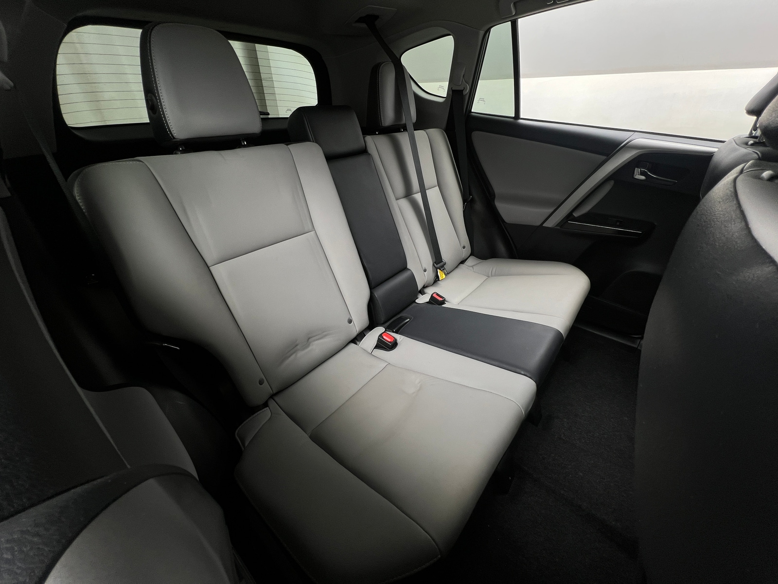 Thumbnail: 2016 Toyota RAV4 - 5