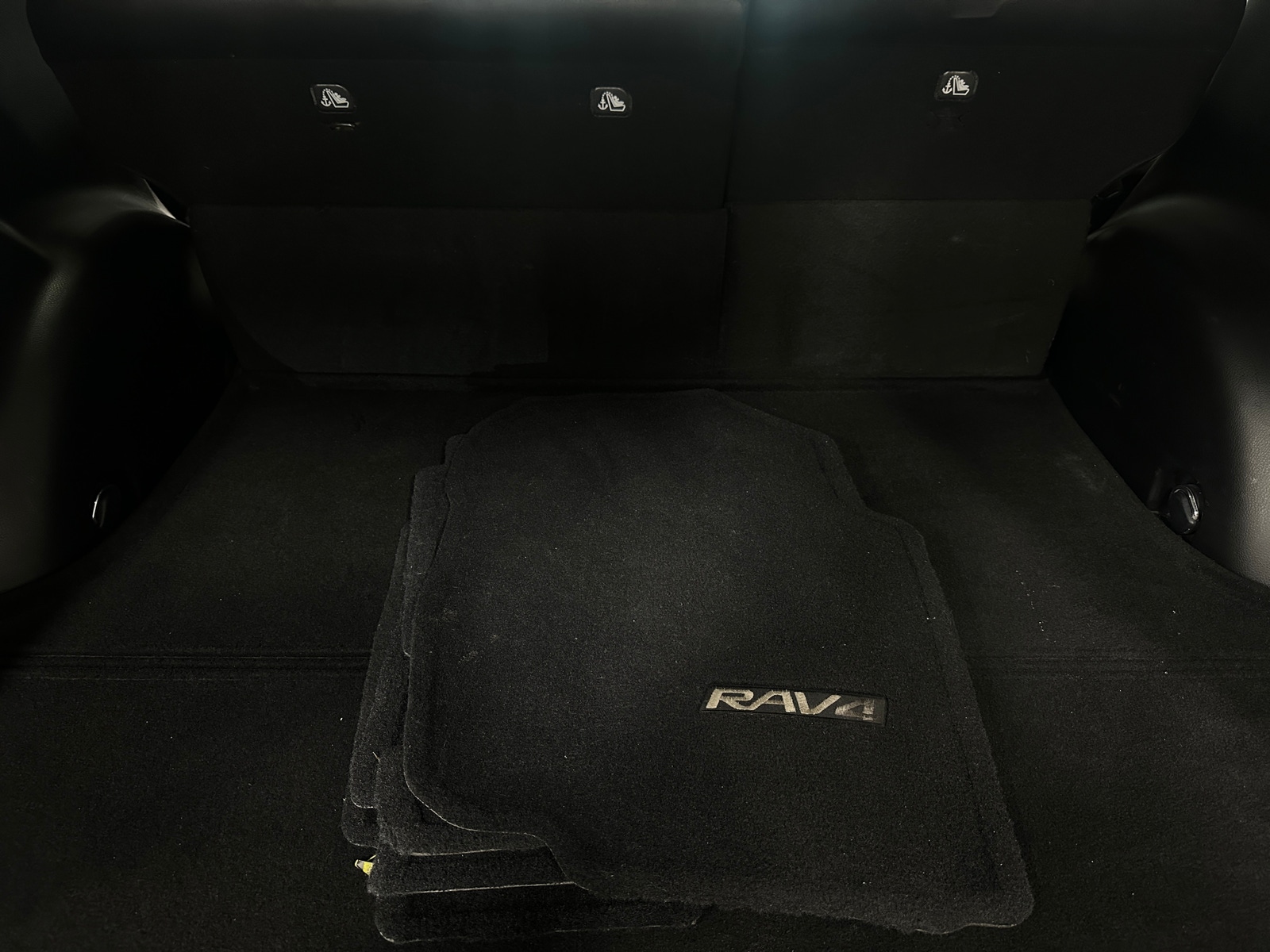 Thumbnail: 2016 Toyota RAV4 - 6