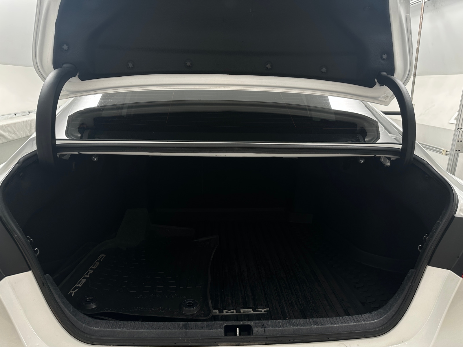 Thumbnail: 2020 Toyota Camry - 6