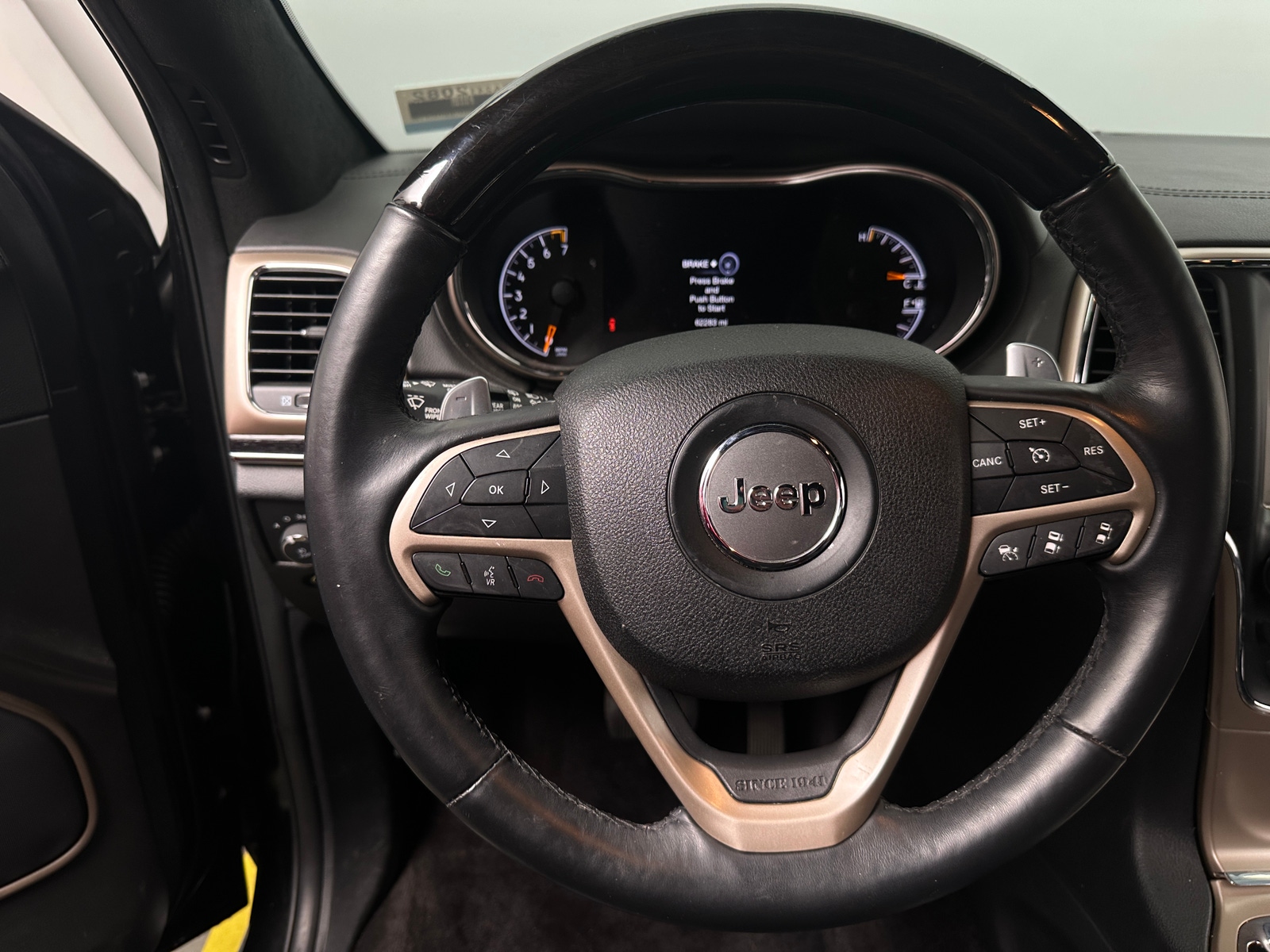 Thumbnail: 2016 Jeep Grand Cherokee - 4