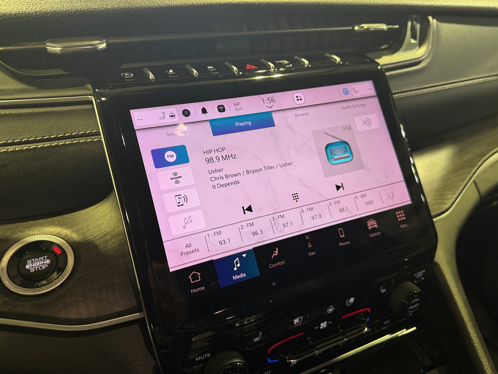 Thumbnail: 2024 Jeep Grand Cherokee L - 3