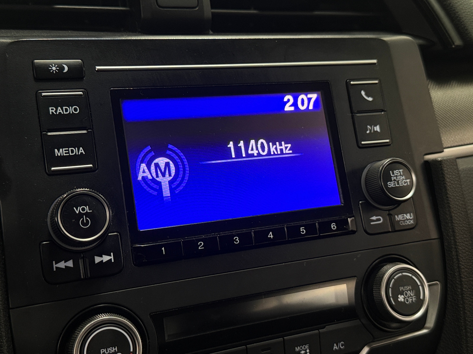 Thumbnail: 2019 Honda Civic - 4