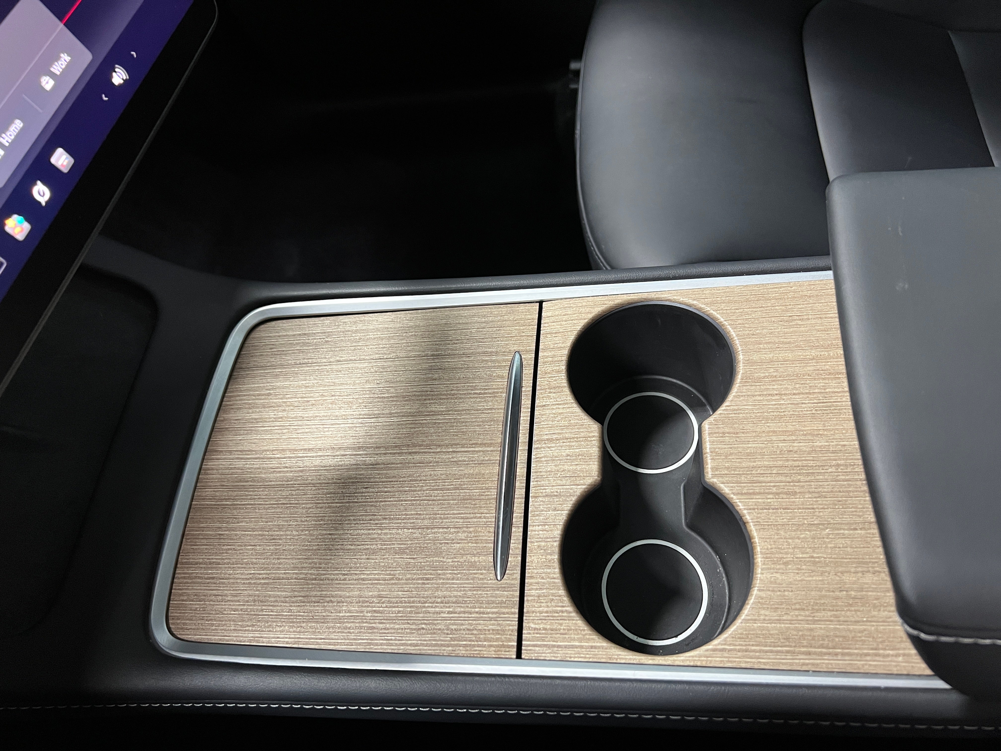 Used 2024 Tesla Model Y Long Range with VIN 7SAYGDEEXRA284150 for sale in Oak Creek, WI