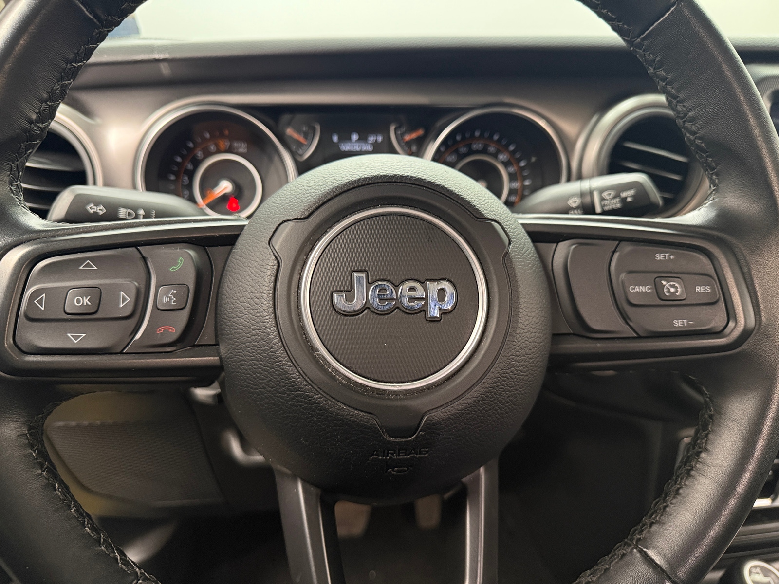 Thumbnail: 2022 Jeep Gladiator - 5