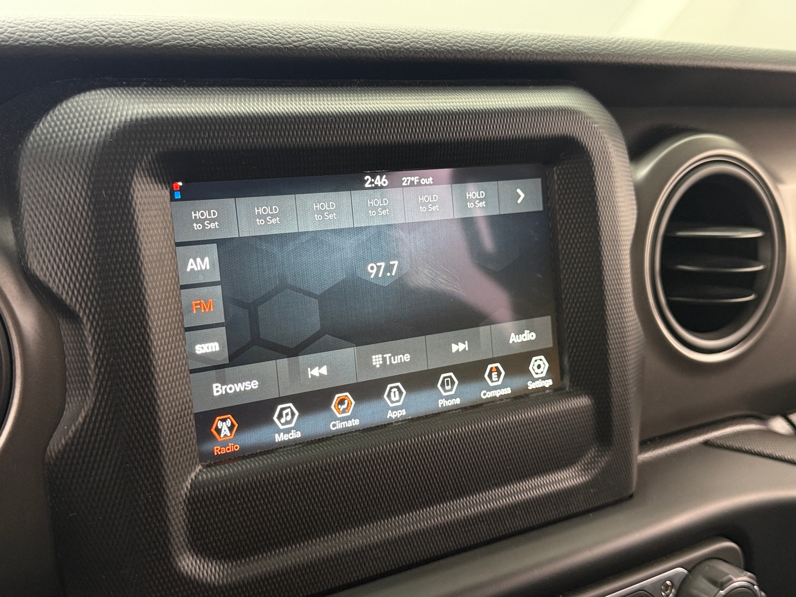 Thumbnail: 2022 Jeep Gladiator - 4