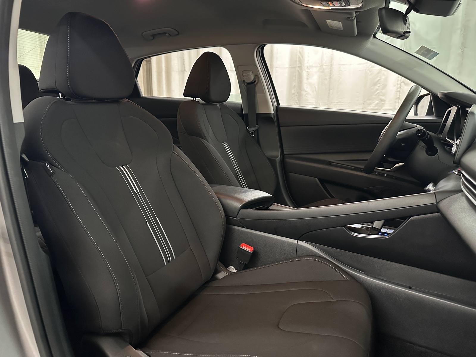 Thumbnail: 2023 Hyundai Elantra - 2