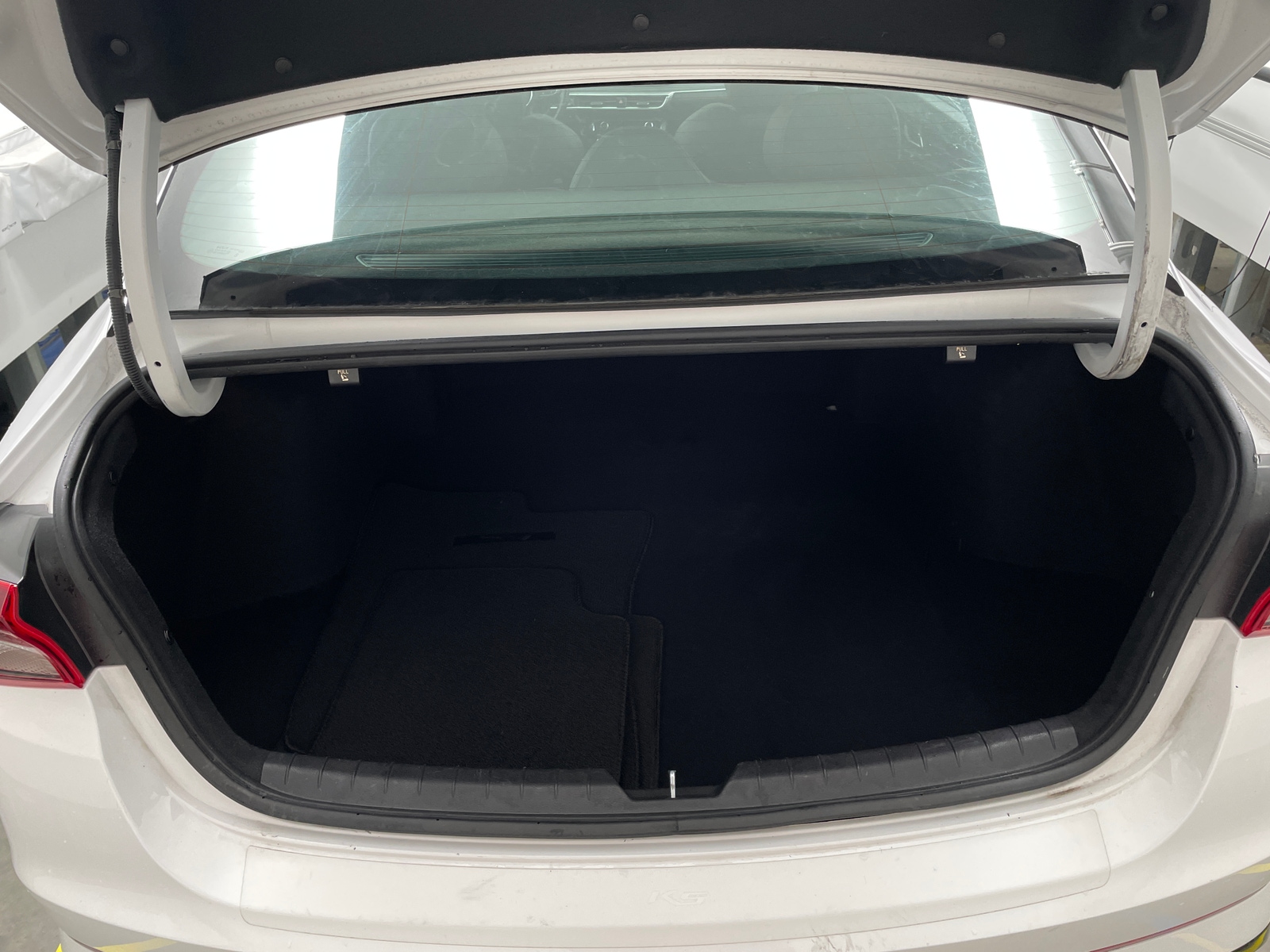 Thumbnail: 2024 Kia K5 - 6