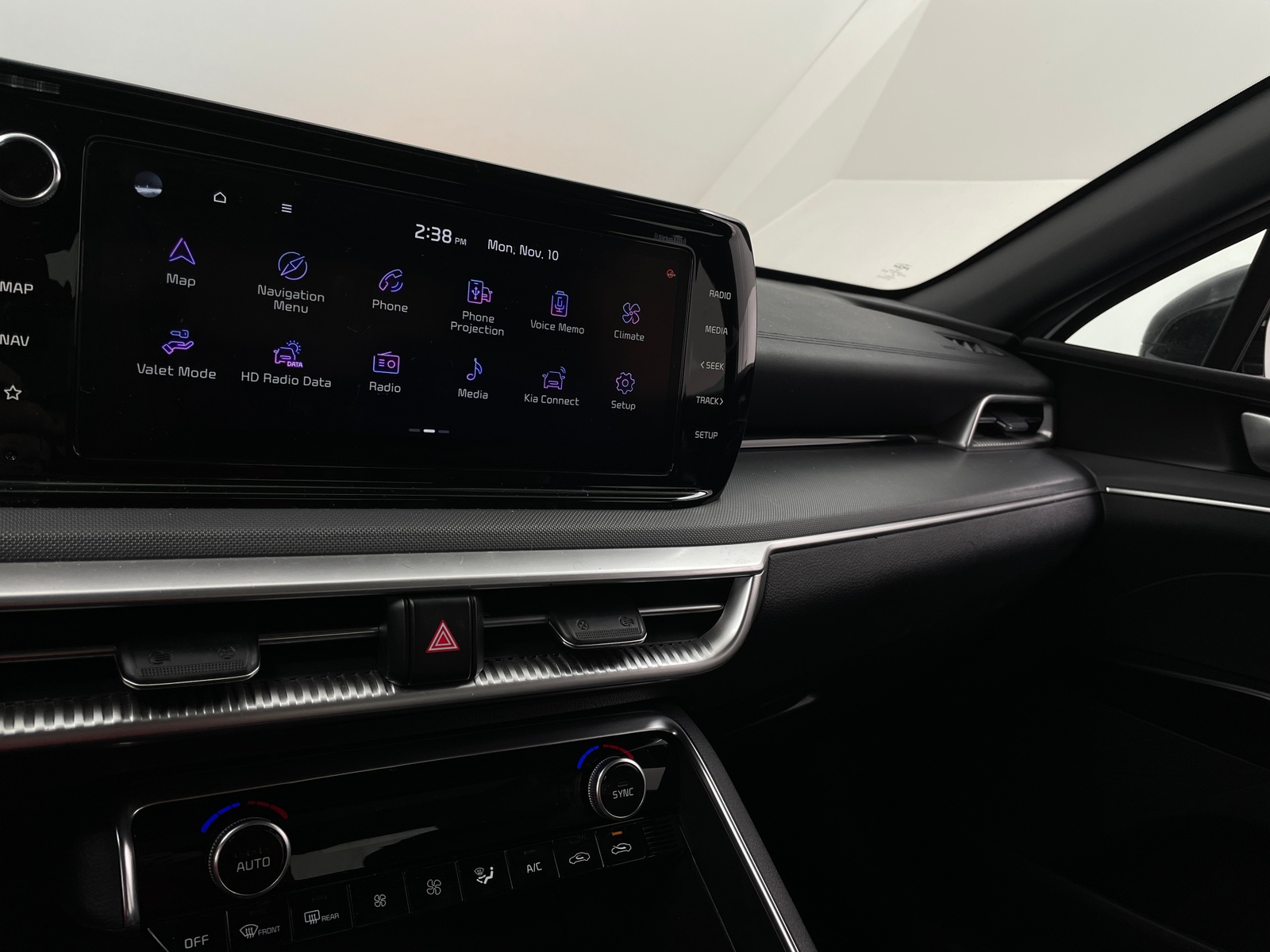 Thumbnail: 2024 Kia K5 - 3