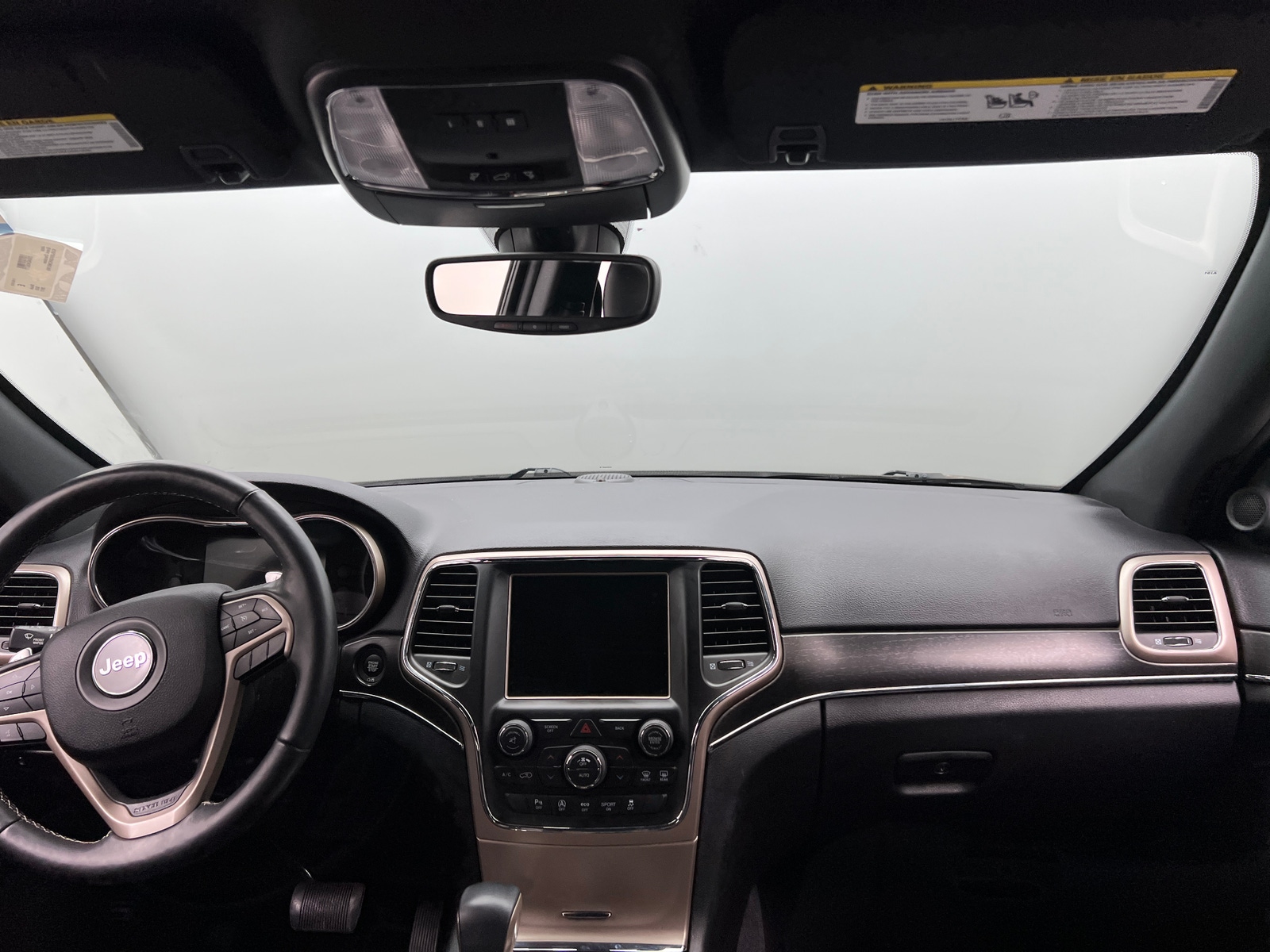 Thumbnail: 2017 Jeep Grand Cherokee - 3