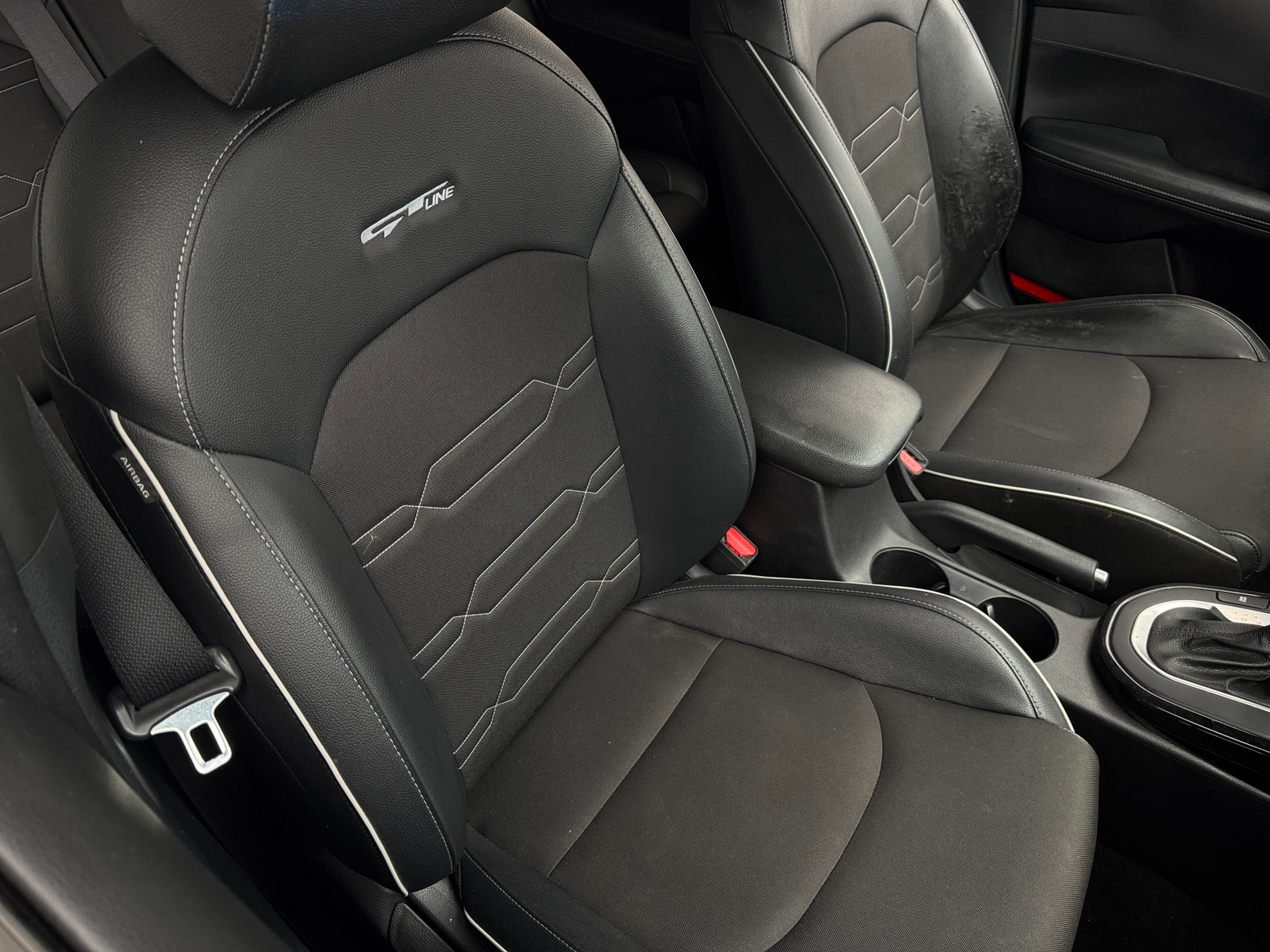 Thumbnail: 2021 Kia Forte - 2