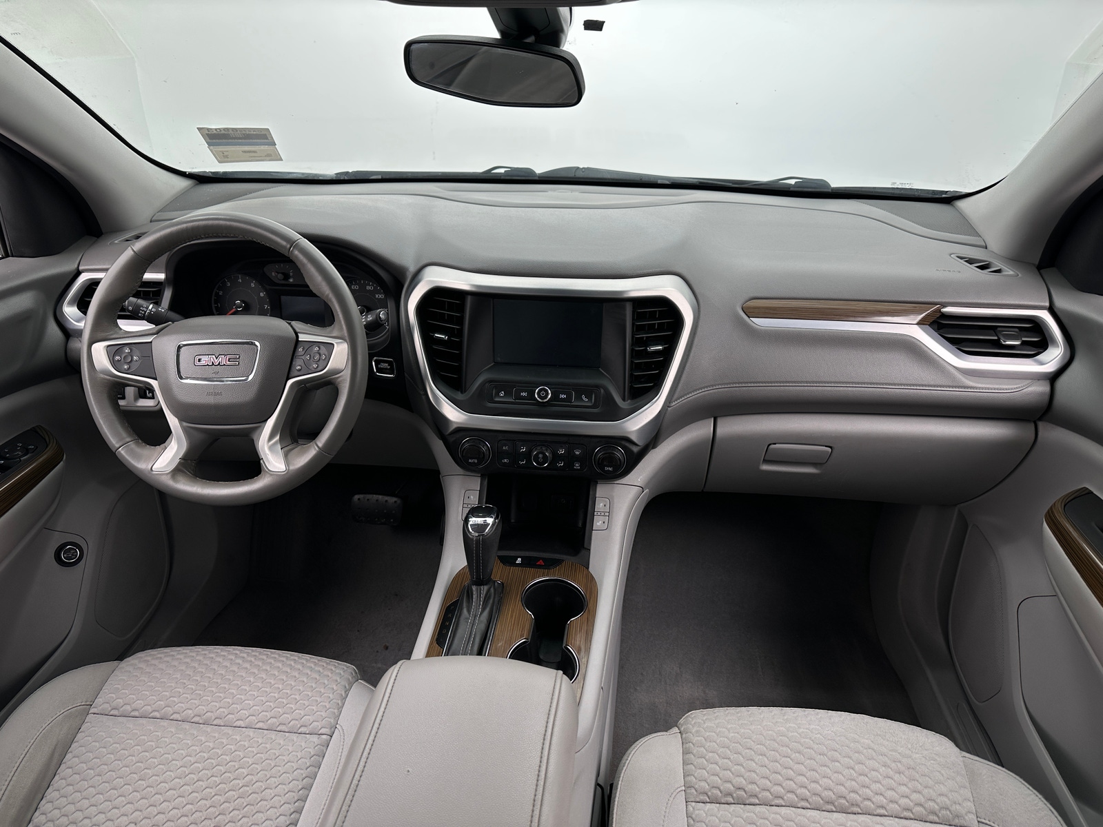 Thumbnail: 2017 GMC Acadia - 3