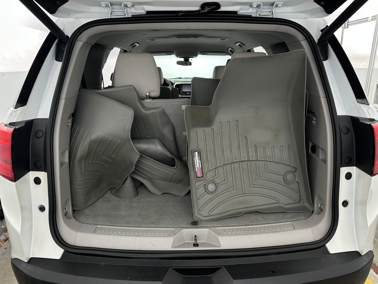 Thumbnail: 2017 GMC Acadia - 7