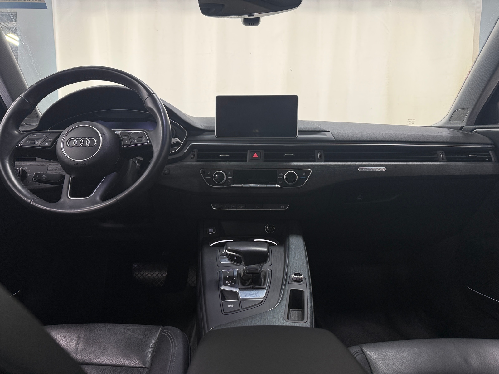 Thumbnail: 2018 Audi A4 - 2