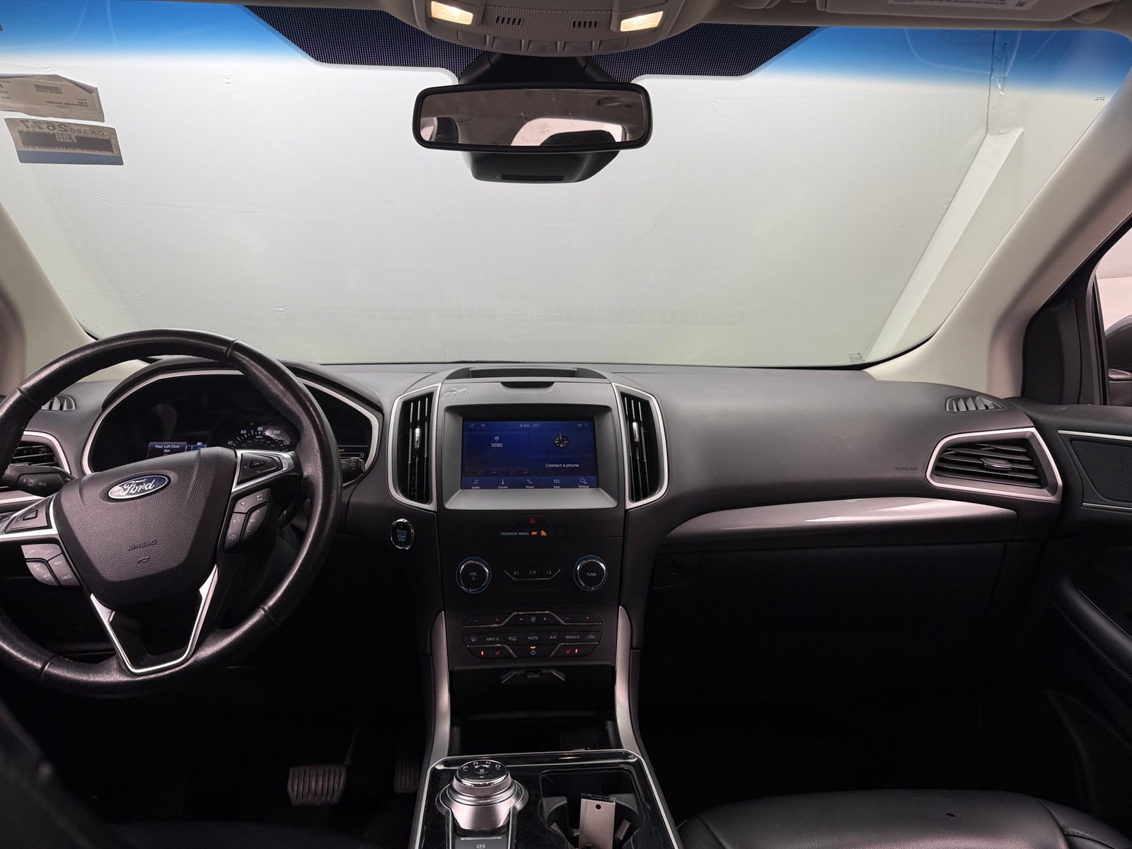 Thumbnail: 2020 Ford Edge - 2